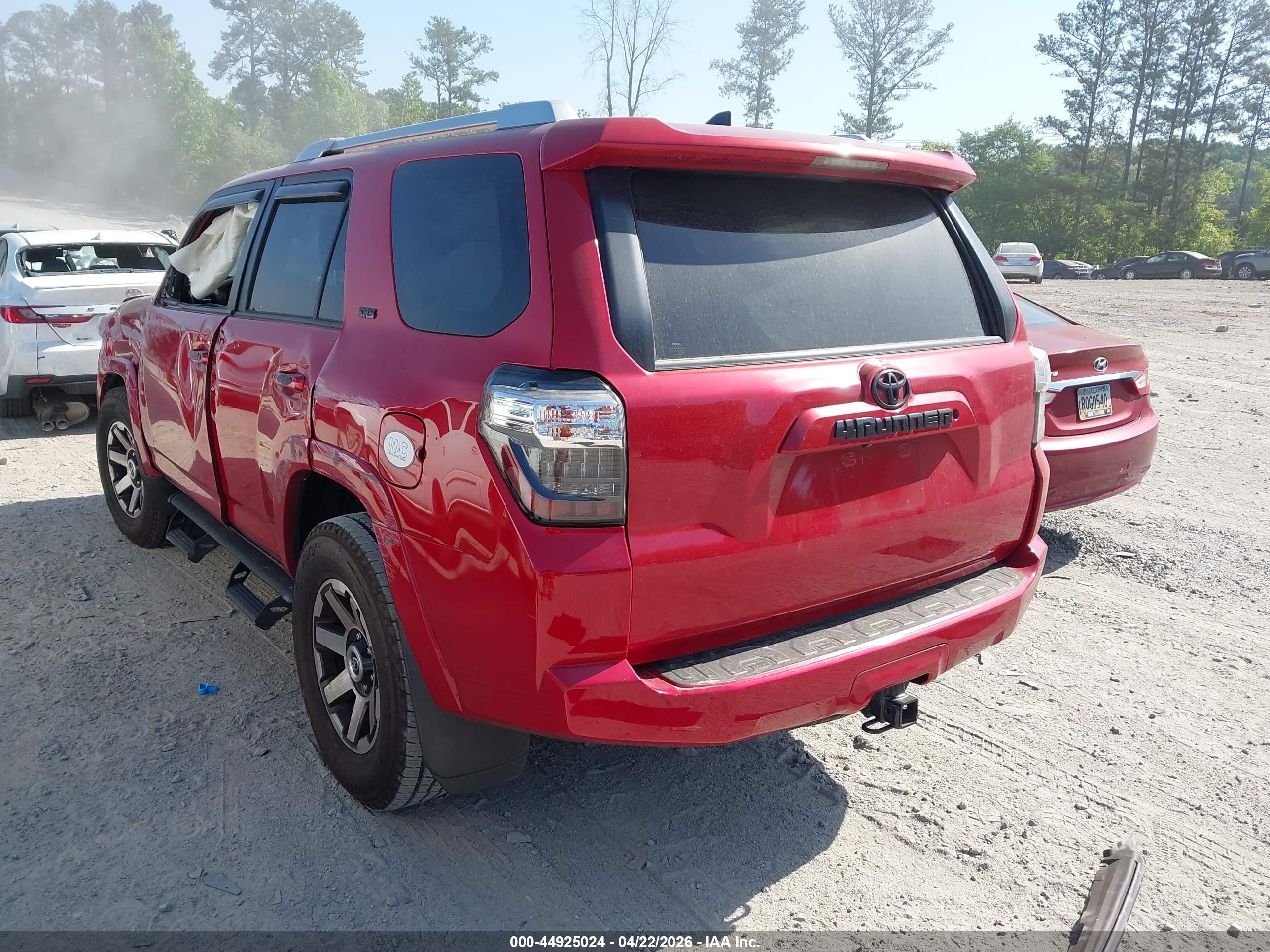 TOYOTA 4RUNNER image 3