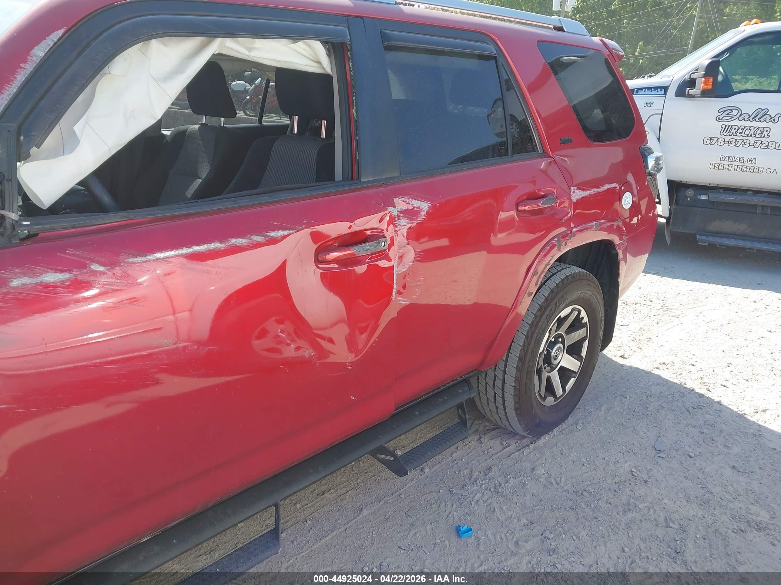 TOYOTA 4RUNNER image 6