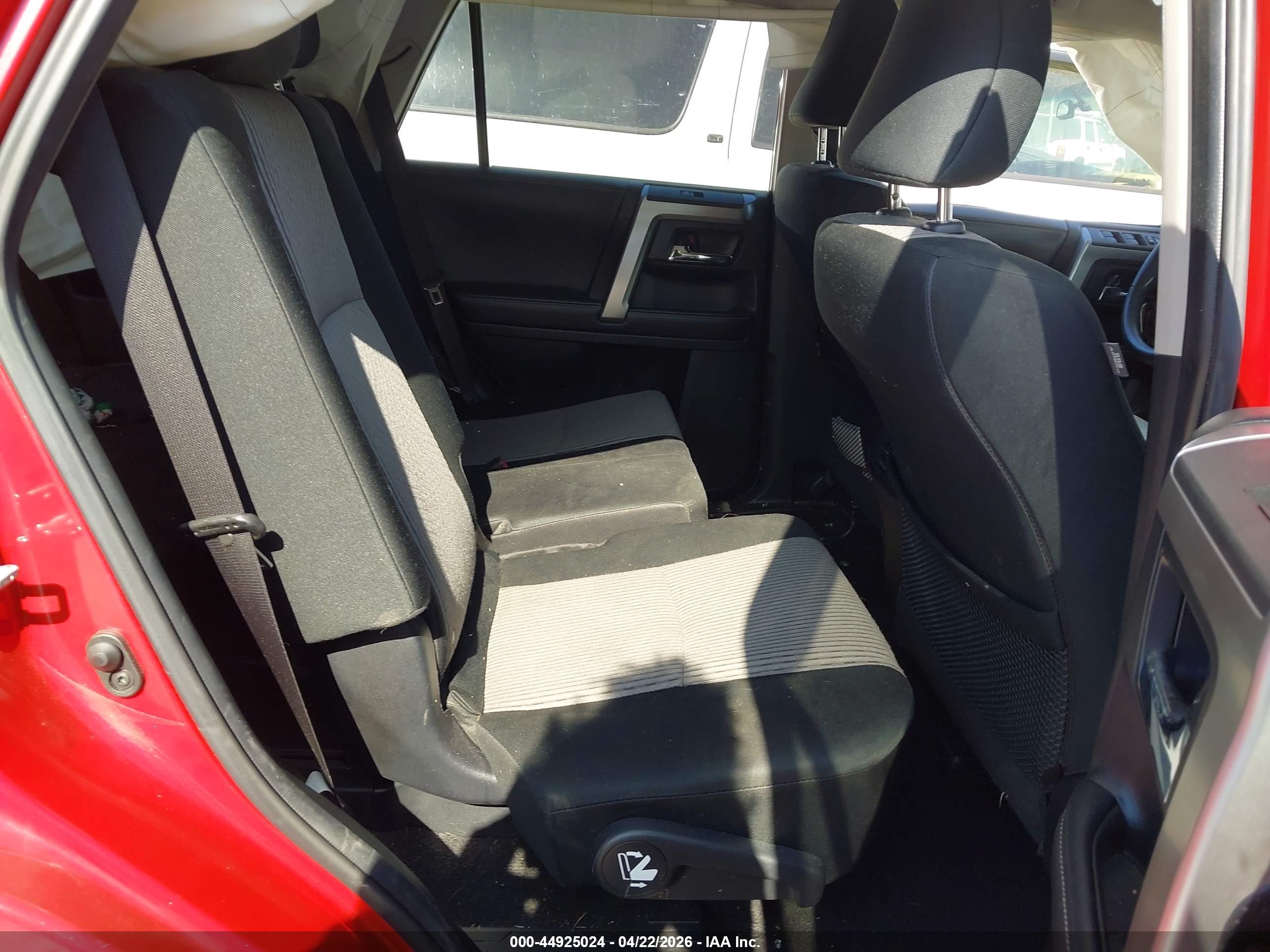 TOYOTA 4RUNNER image 8