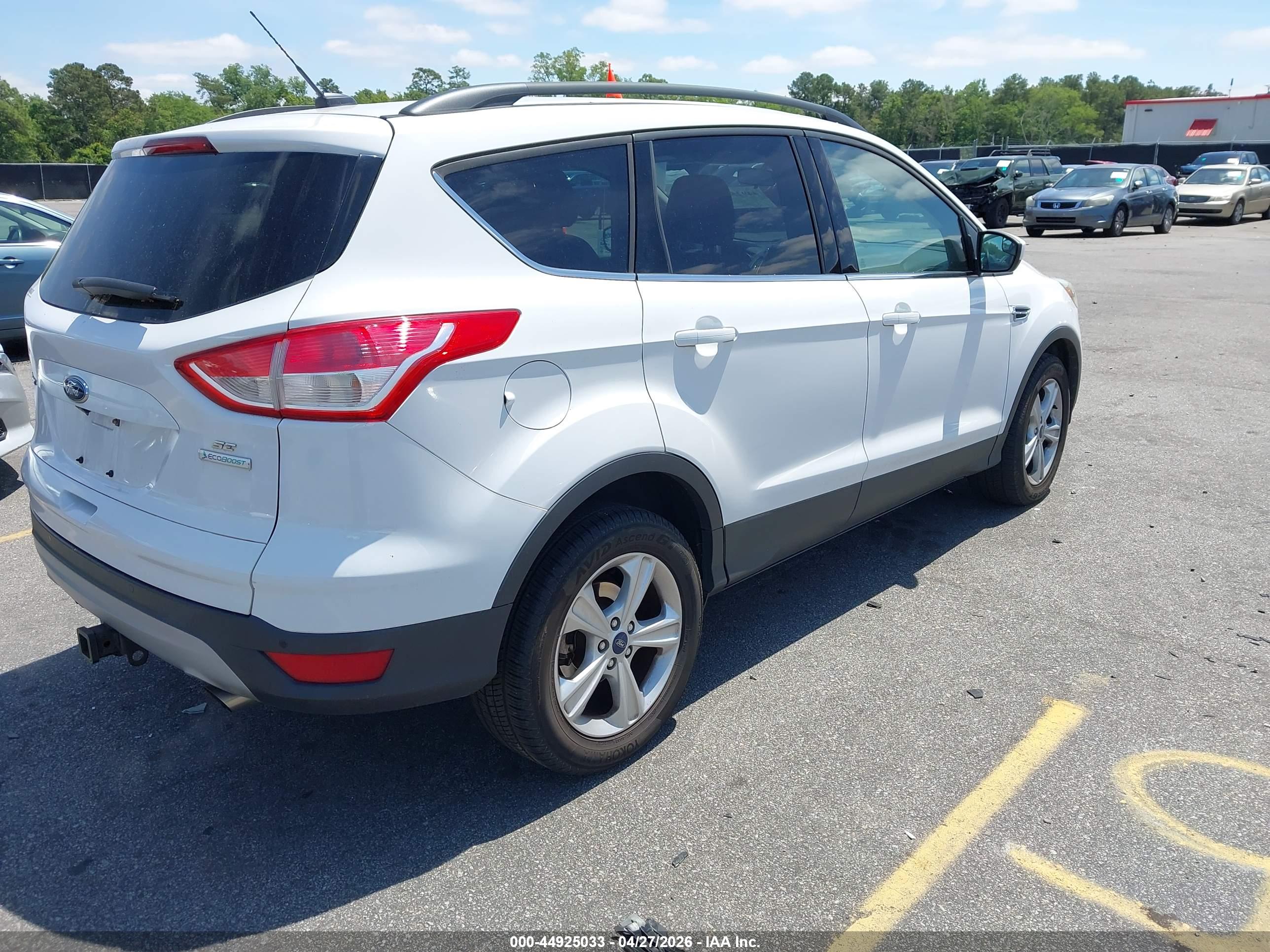 FORD ESCAPE image 4