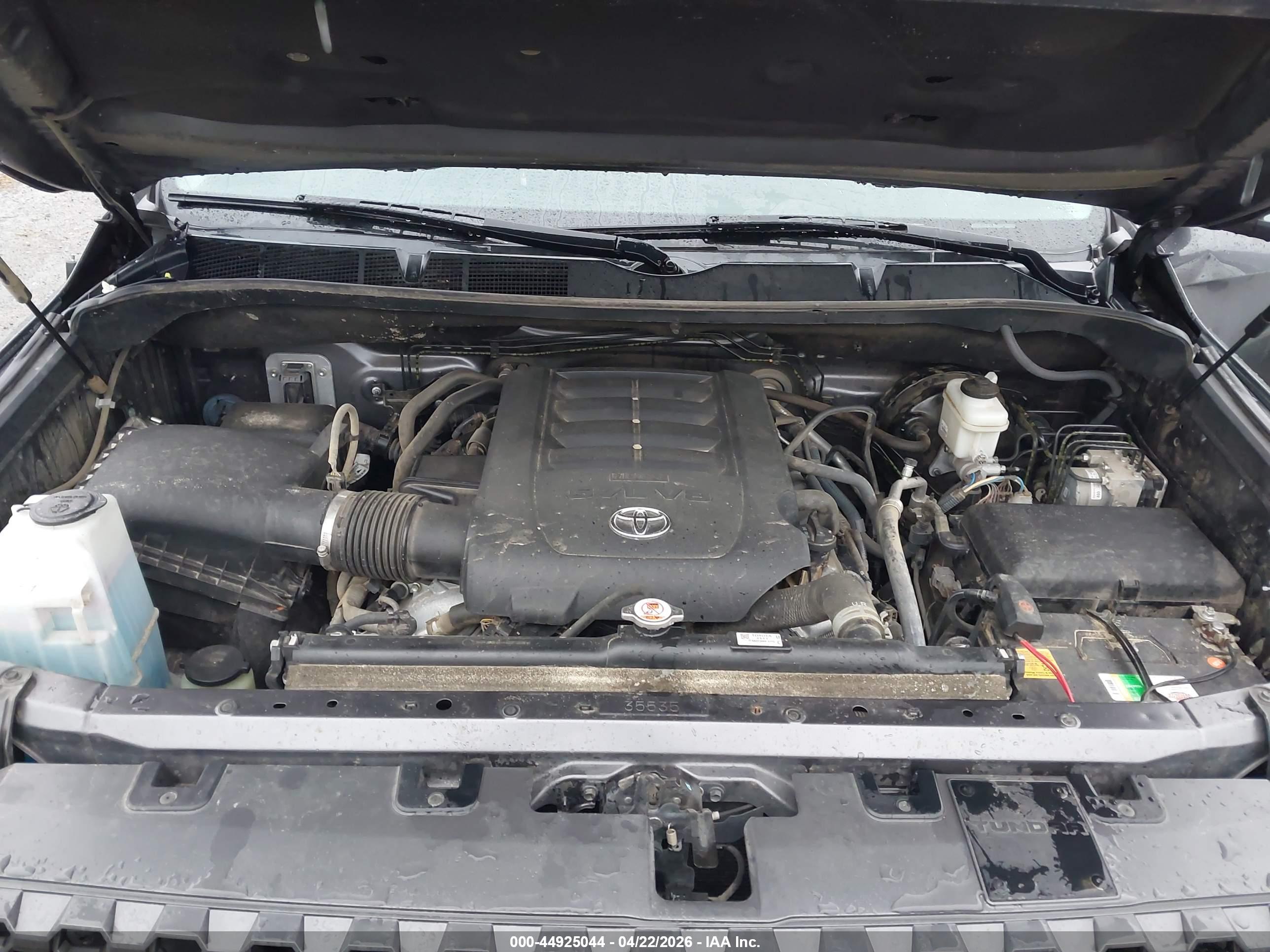 TOYOTA TUNDRA image 10