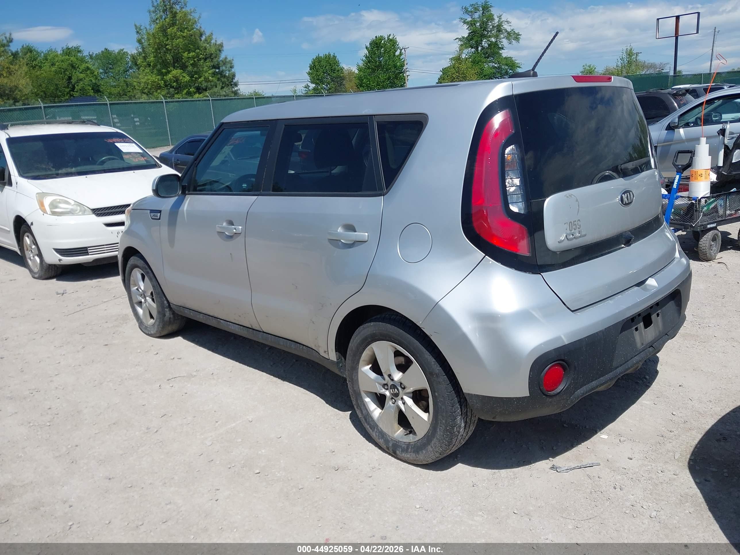 KIA SOUL image 3