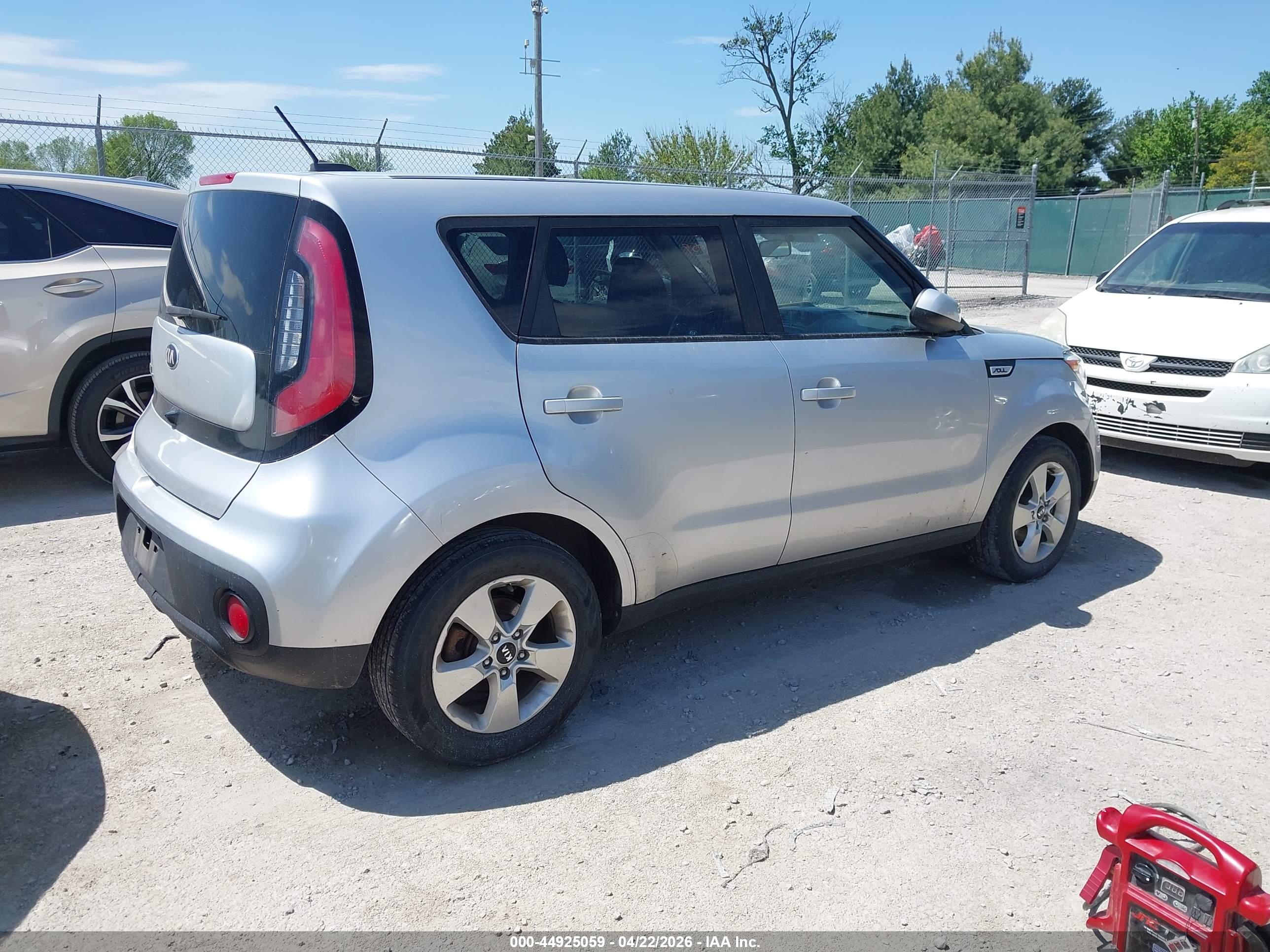 KIA SOUL image 4
