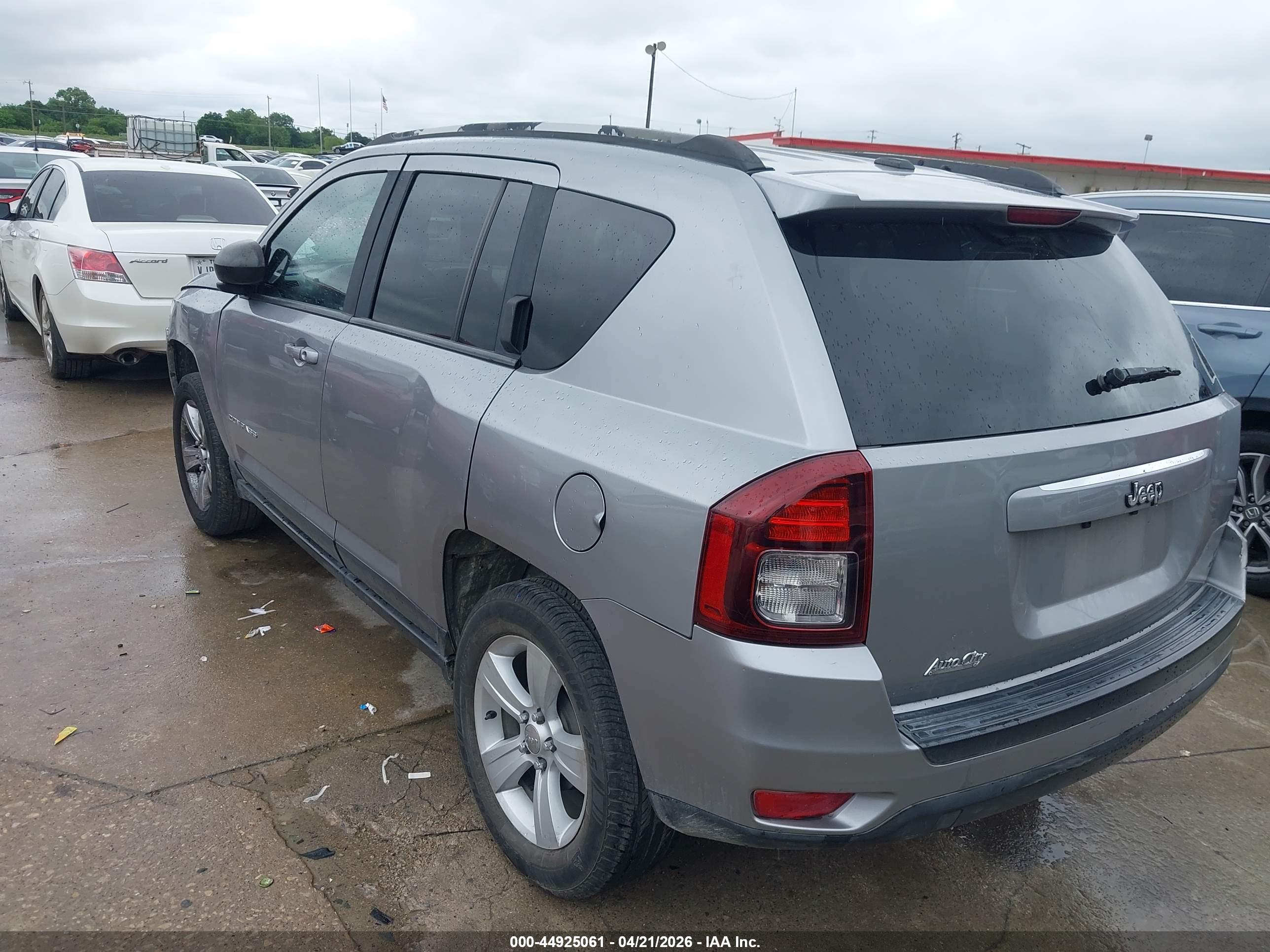 JEEP COMPASS image 3