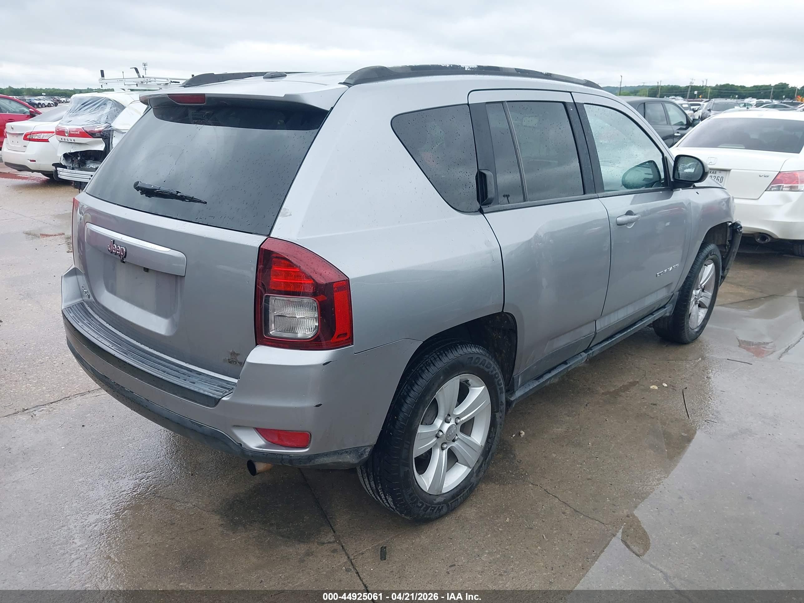 JEEP COMPASS image 4