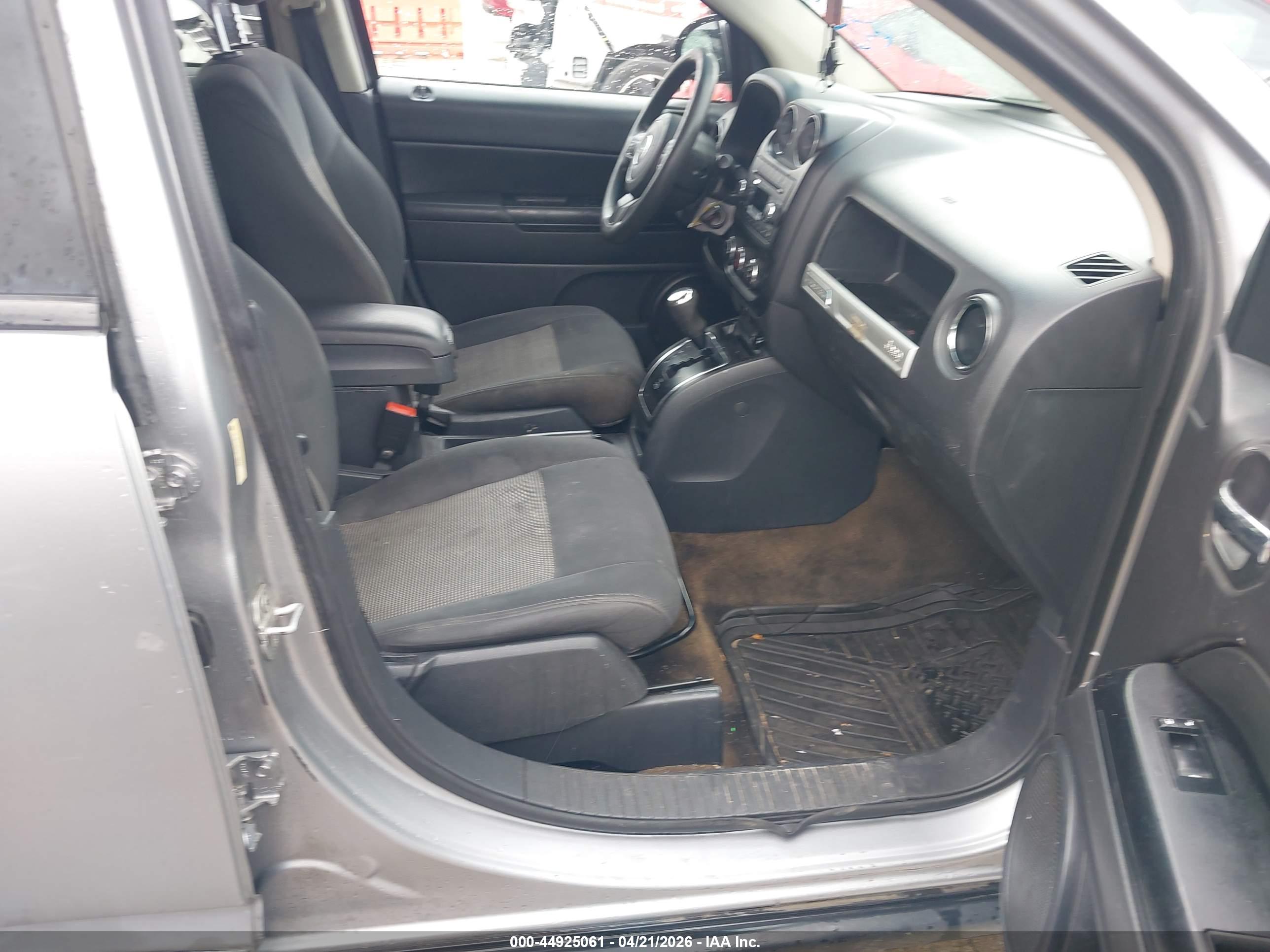 JEEP COMPASS image 5