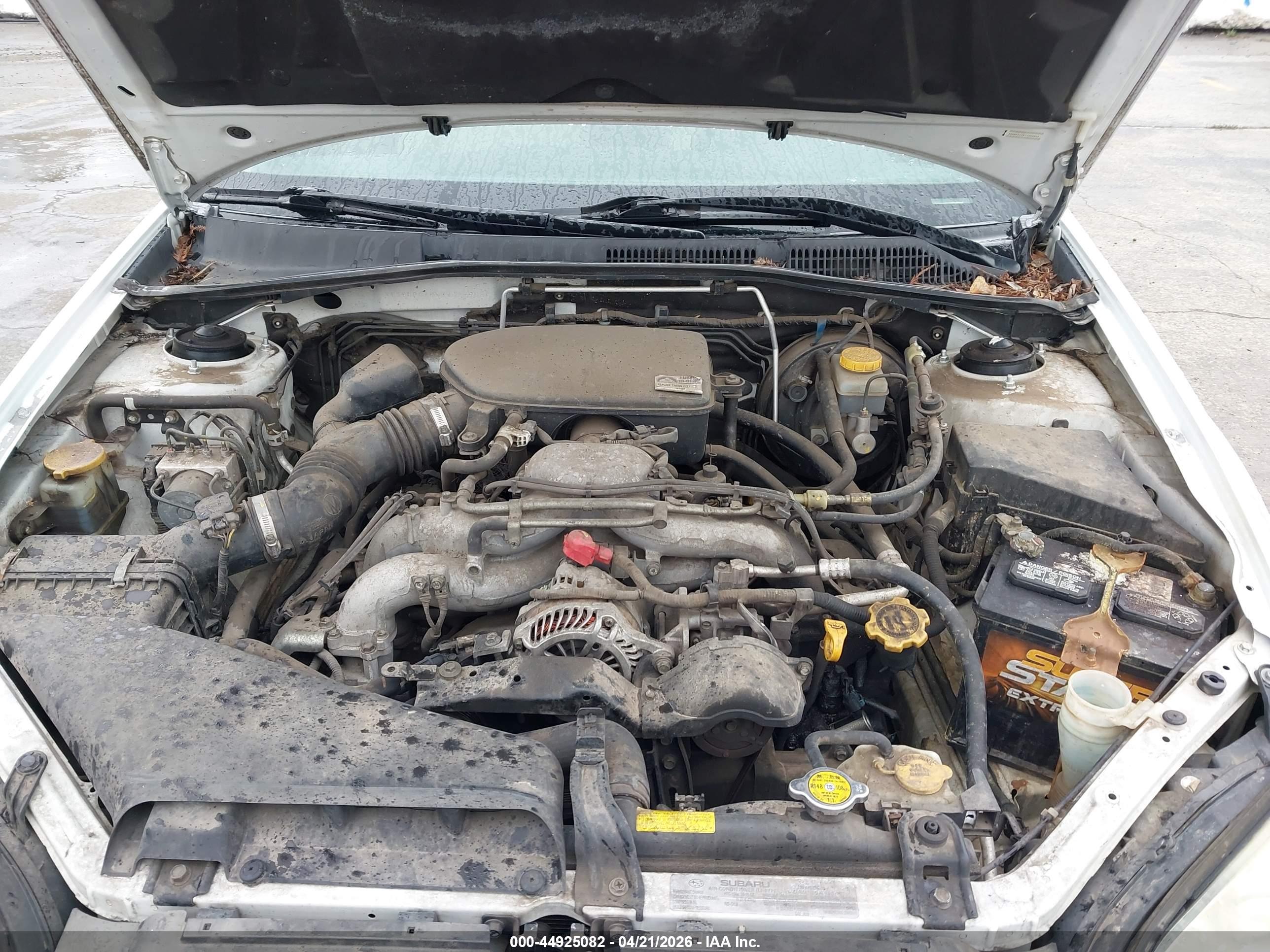 SUBARU OUTBACK image 10