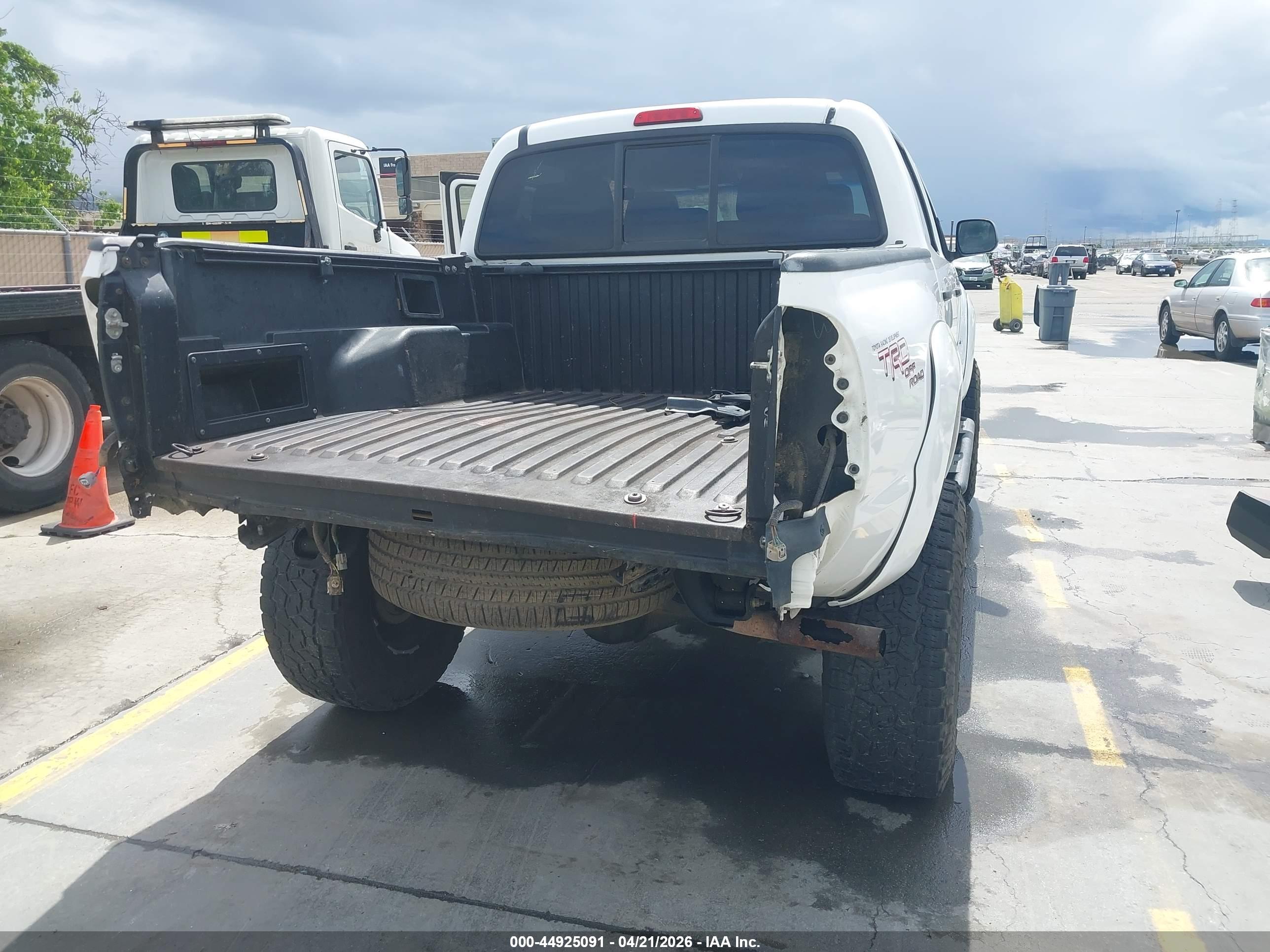 TOYOTA TACOMA image 6