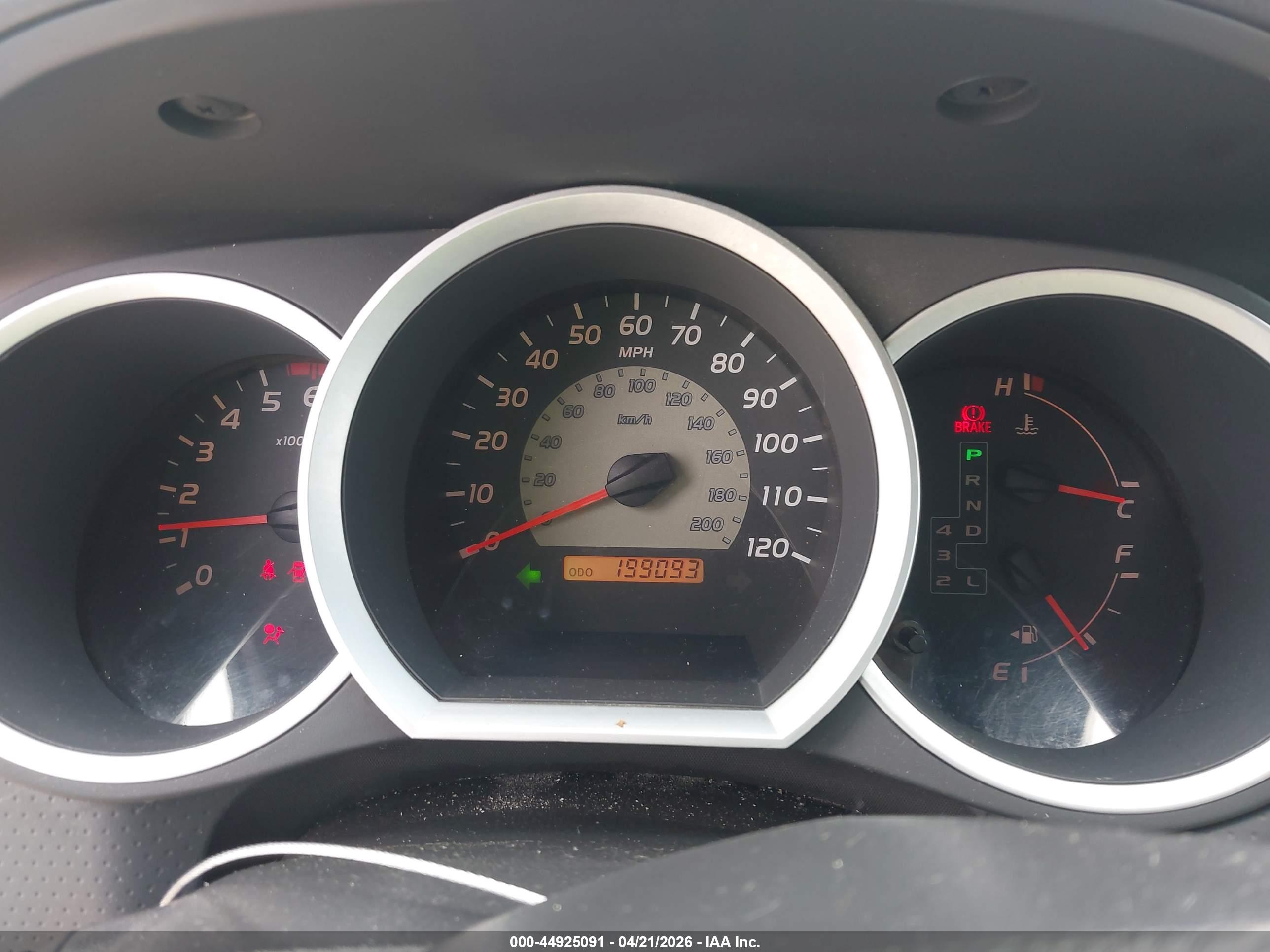 TOYOTA TACOMA image 7