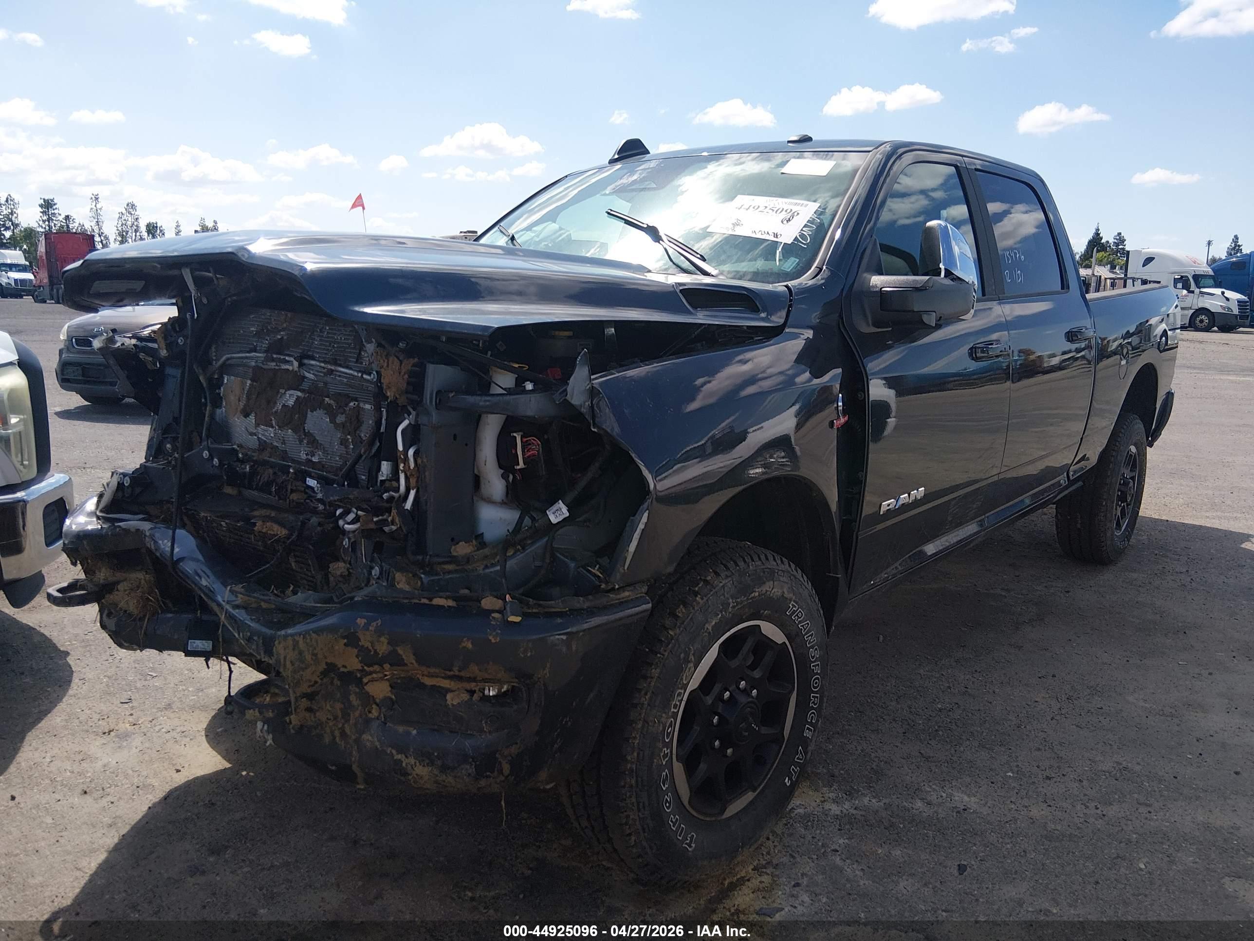 RAM 2500 image 2