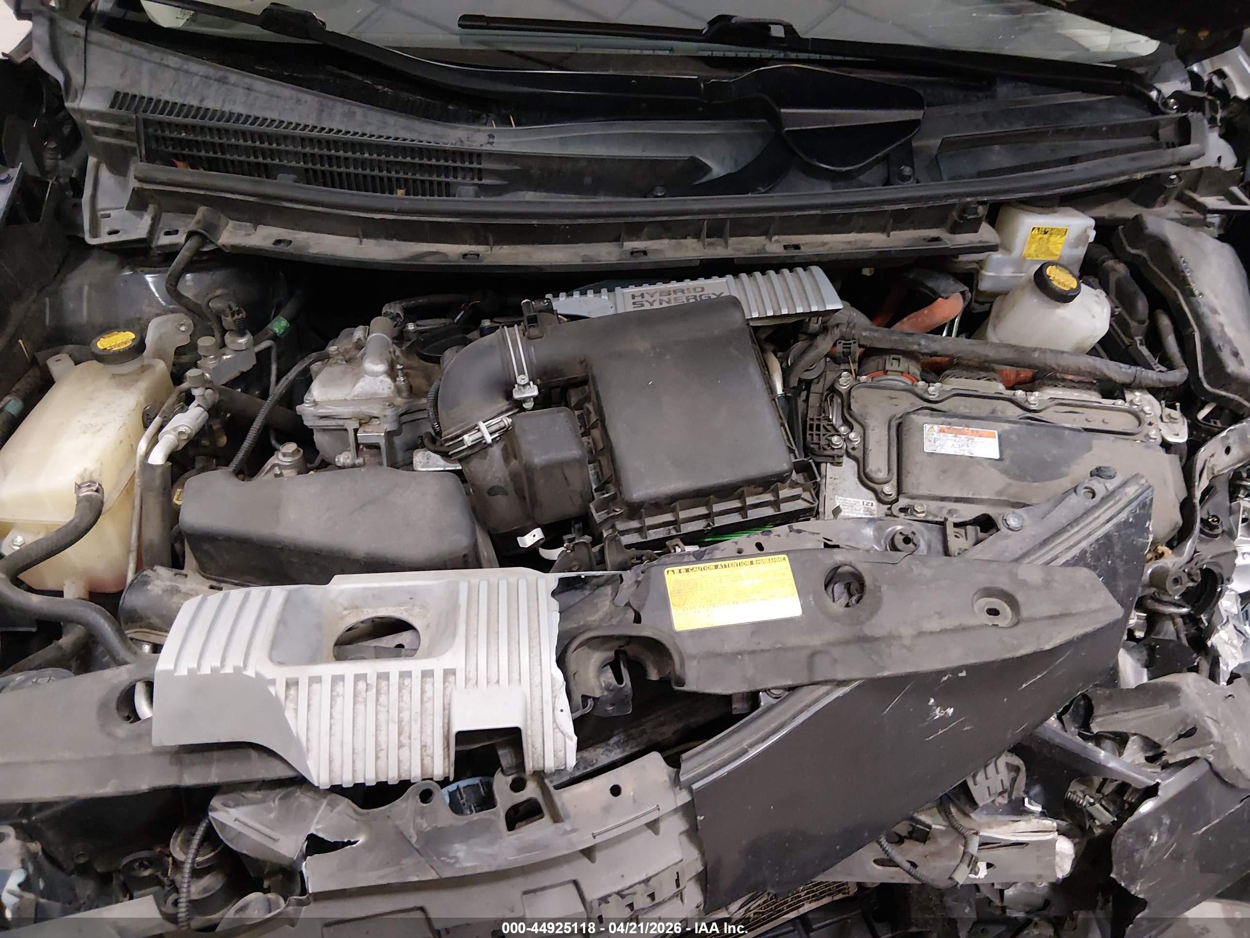 TOYOTA PRIUS image 10