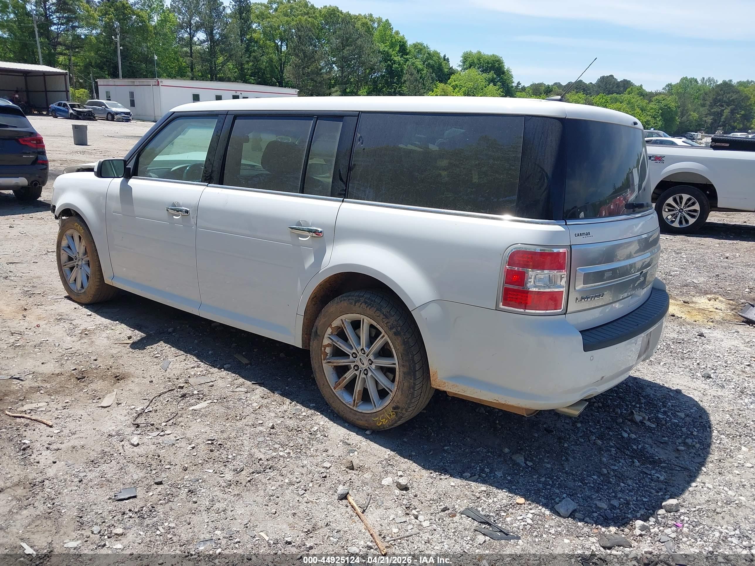 FORD FLEX image 3