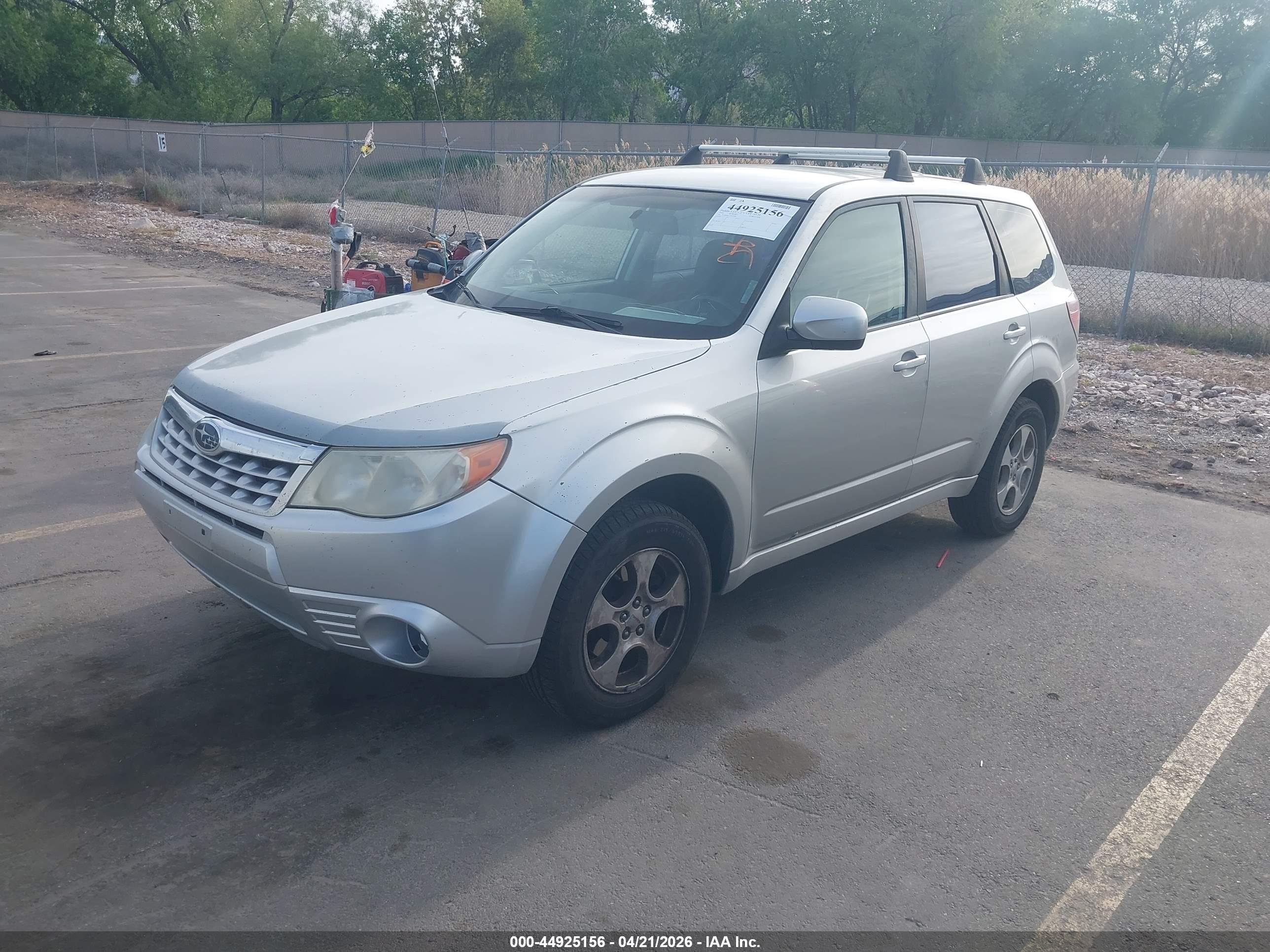 SUBARU FORESTER image 2