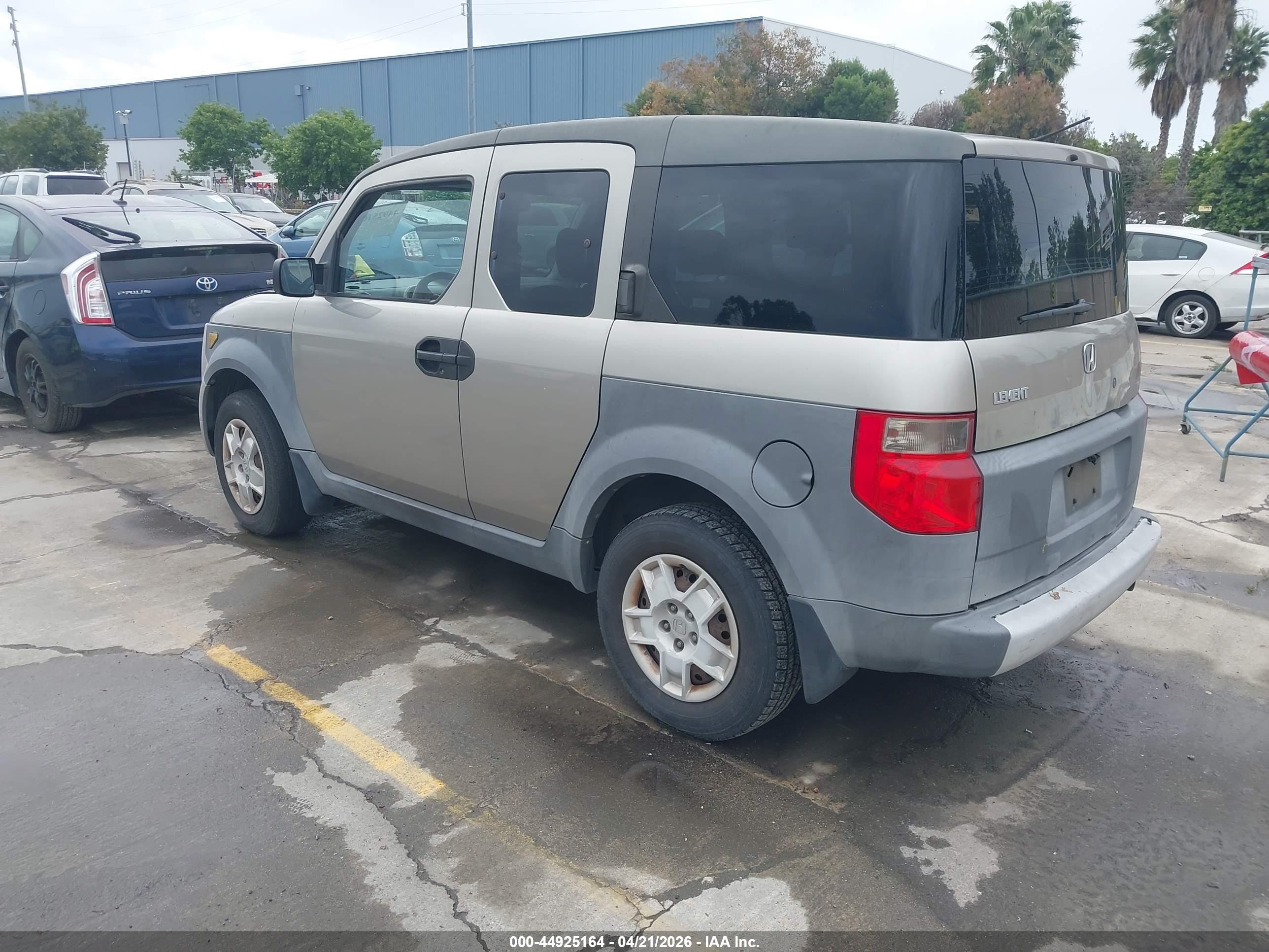 HONDA ELEMENT image 3