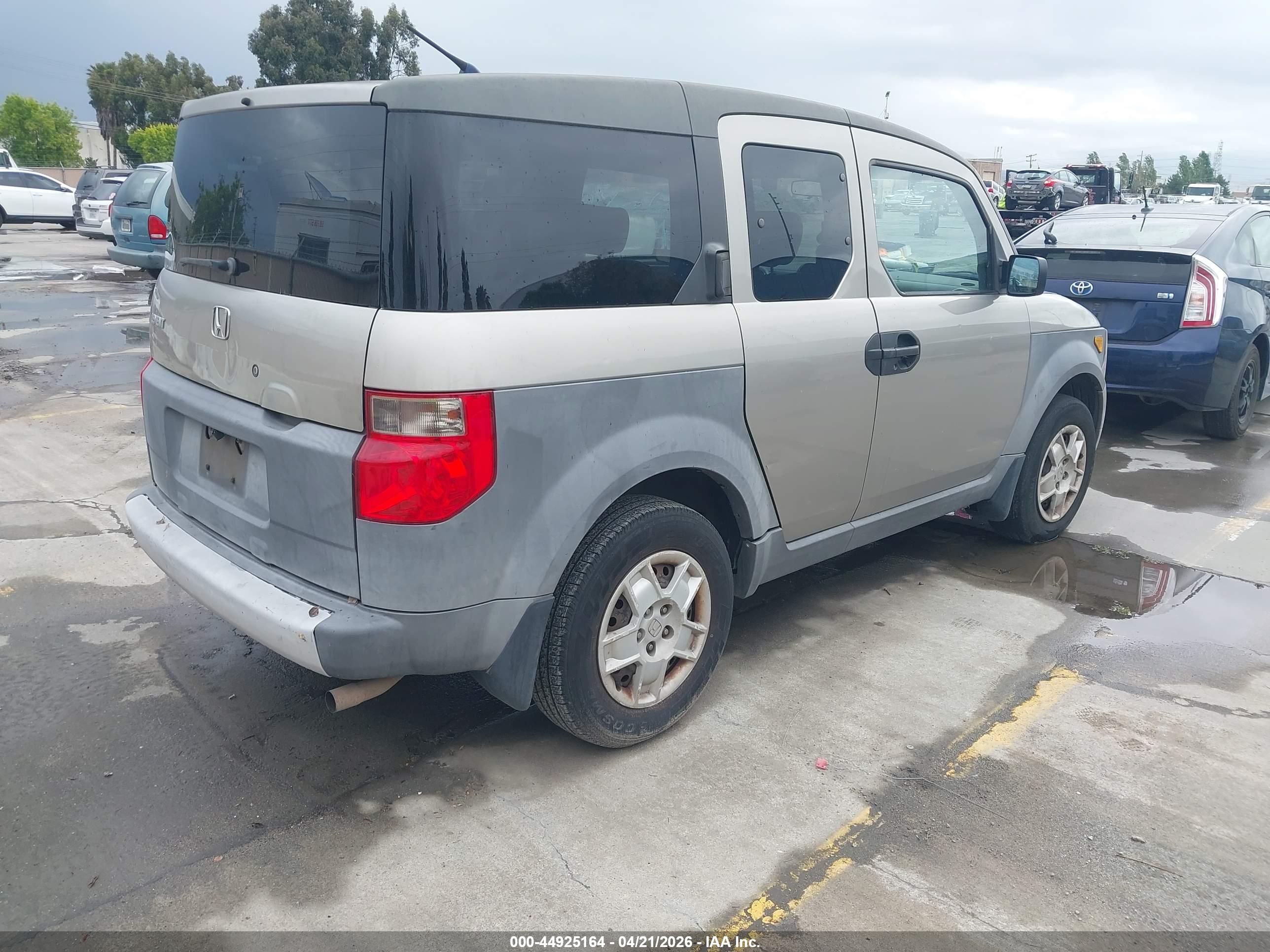 HONDA ELEMENT image 4