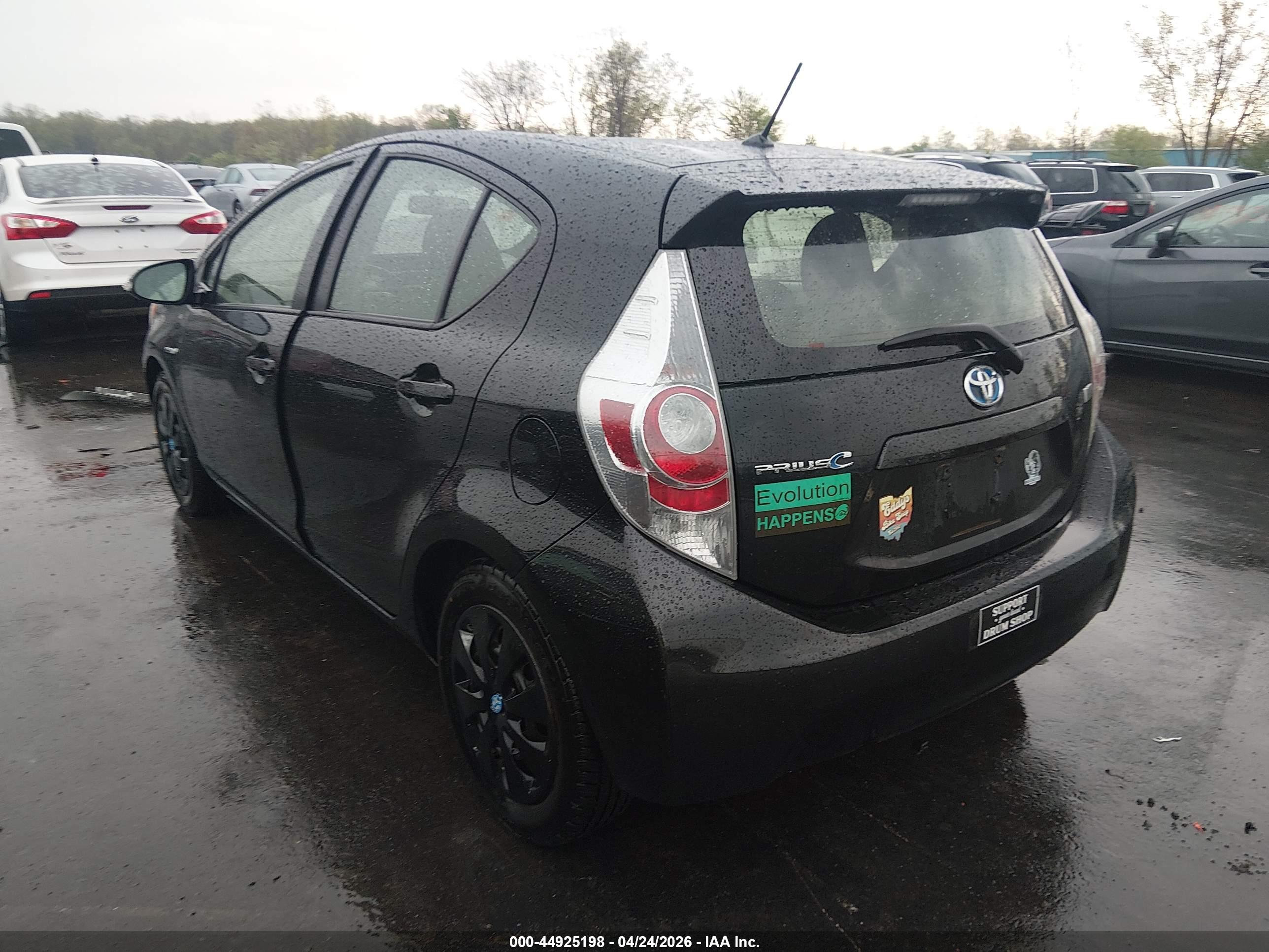 TOYOTA PRIUS image 3