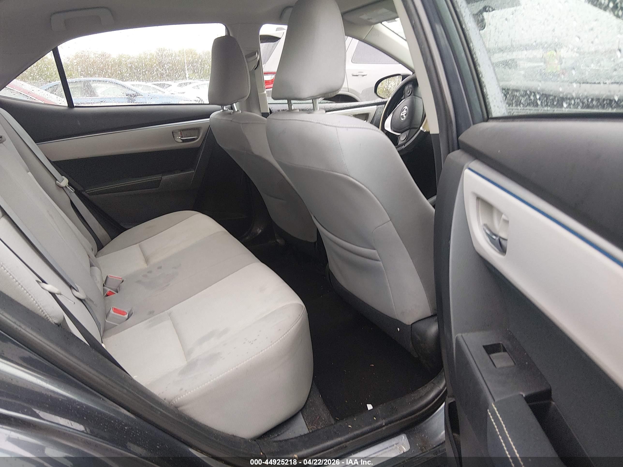 TOYOTA COROLLA image 8
