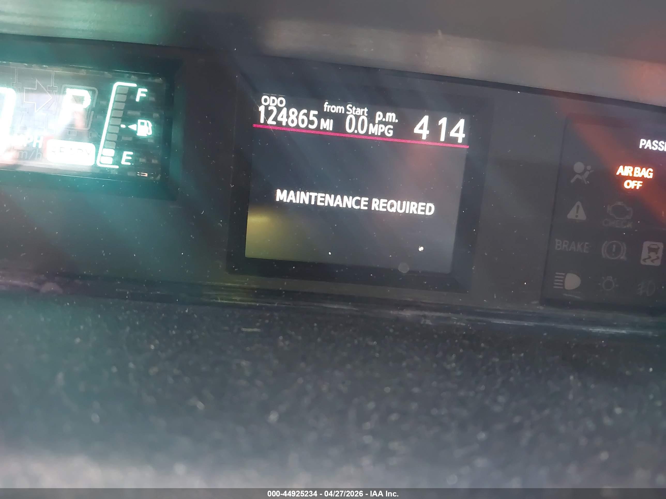 TOYOTA PRIUS image 7