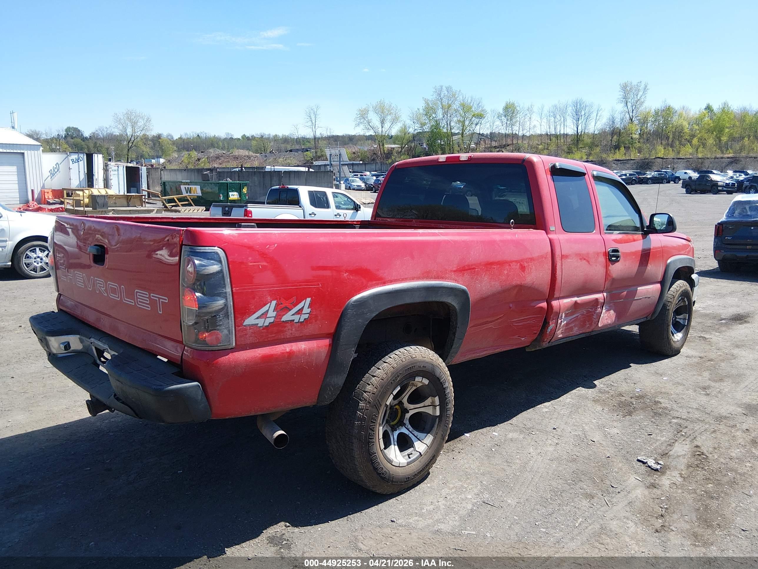 CHEVROLET SILVERADO image 4