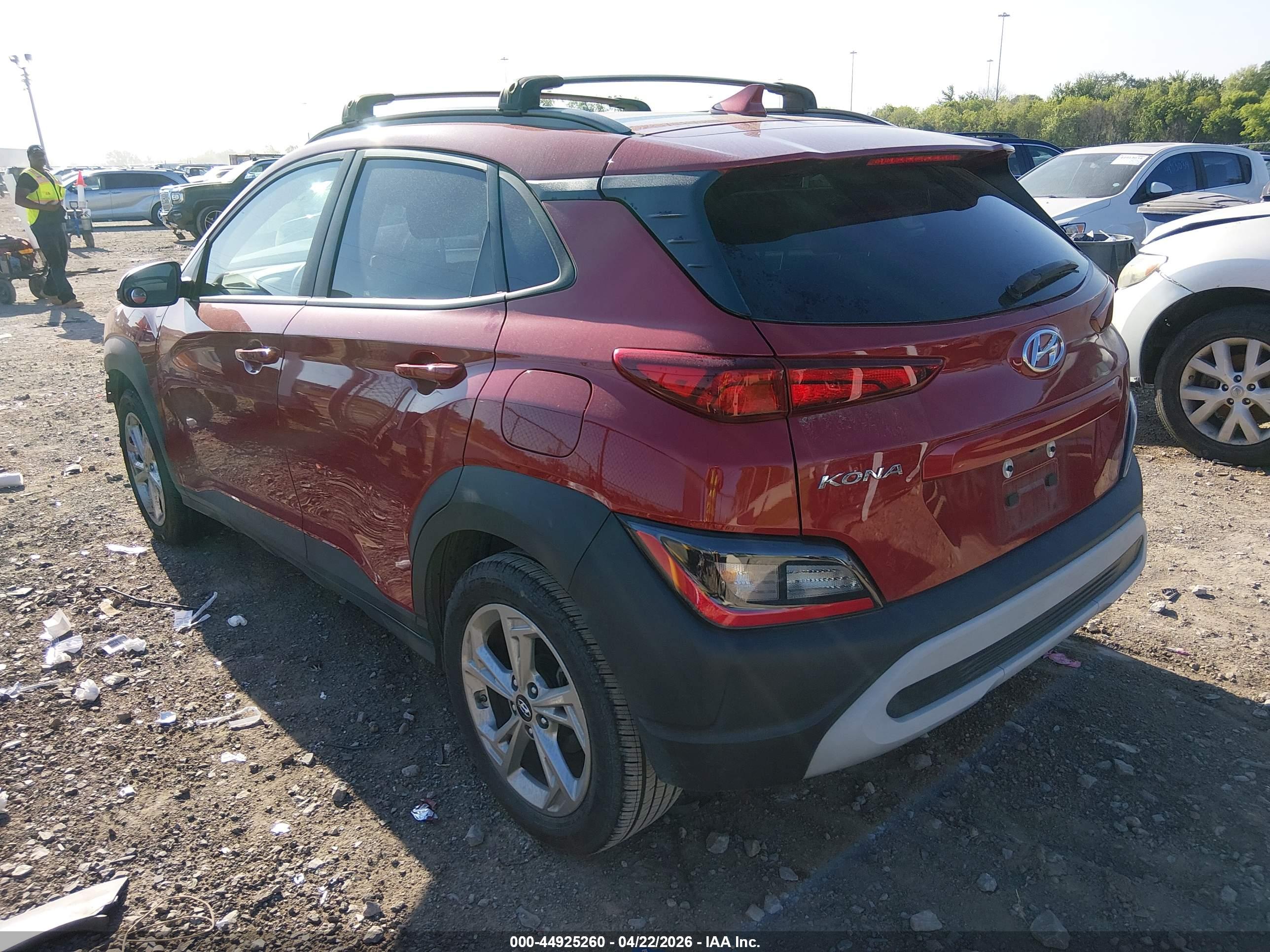 HYUNDAI KONA image 3