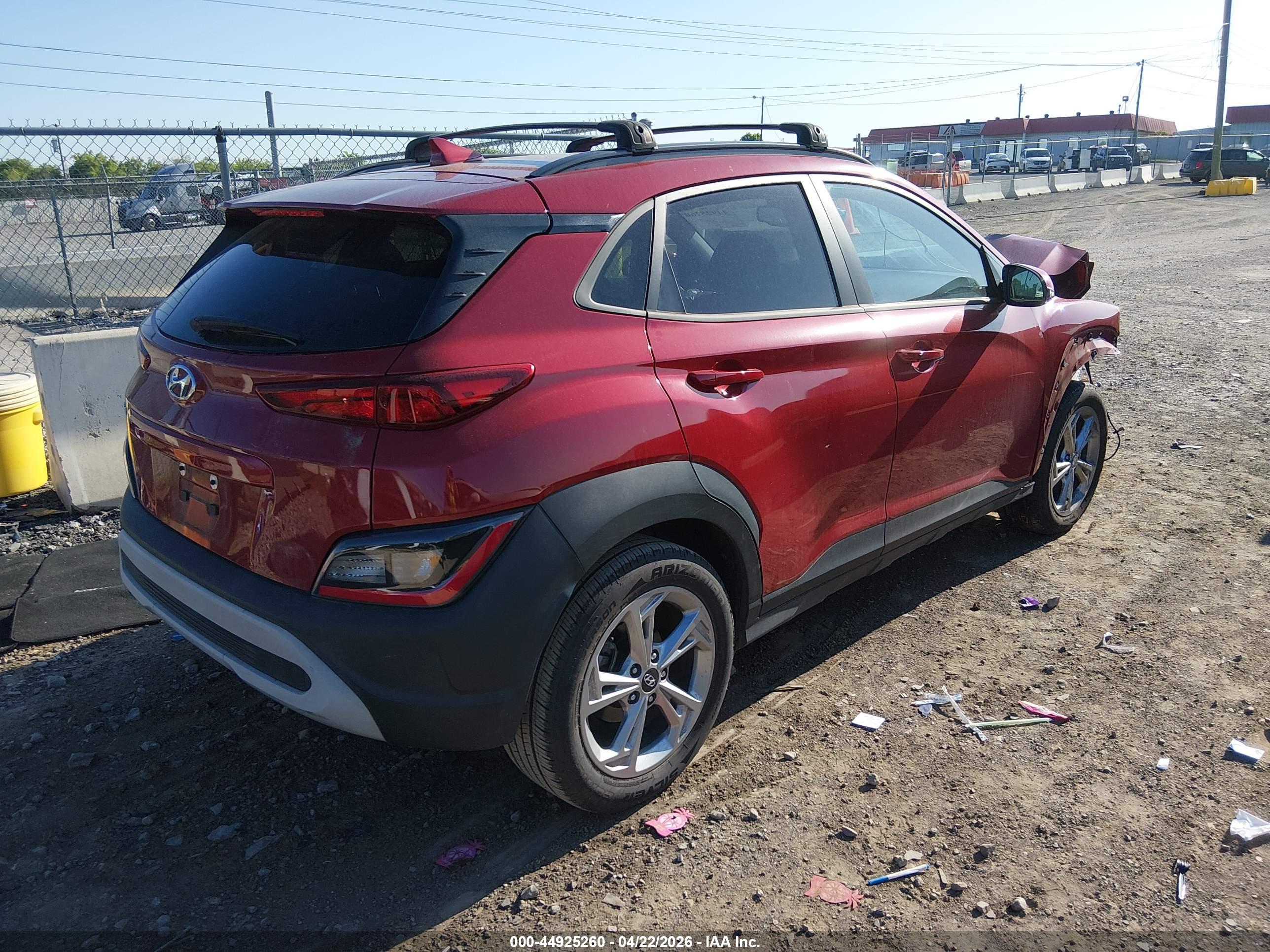 HYUNDAI KONA image 4
