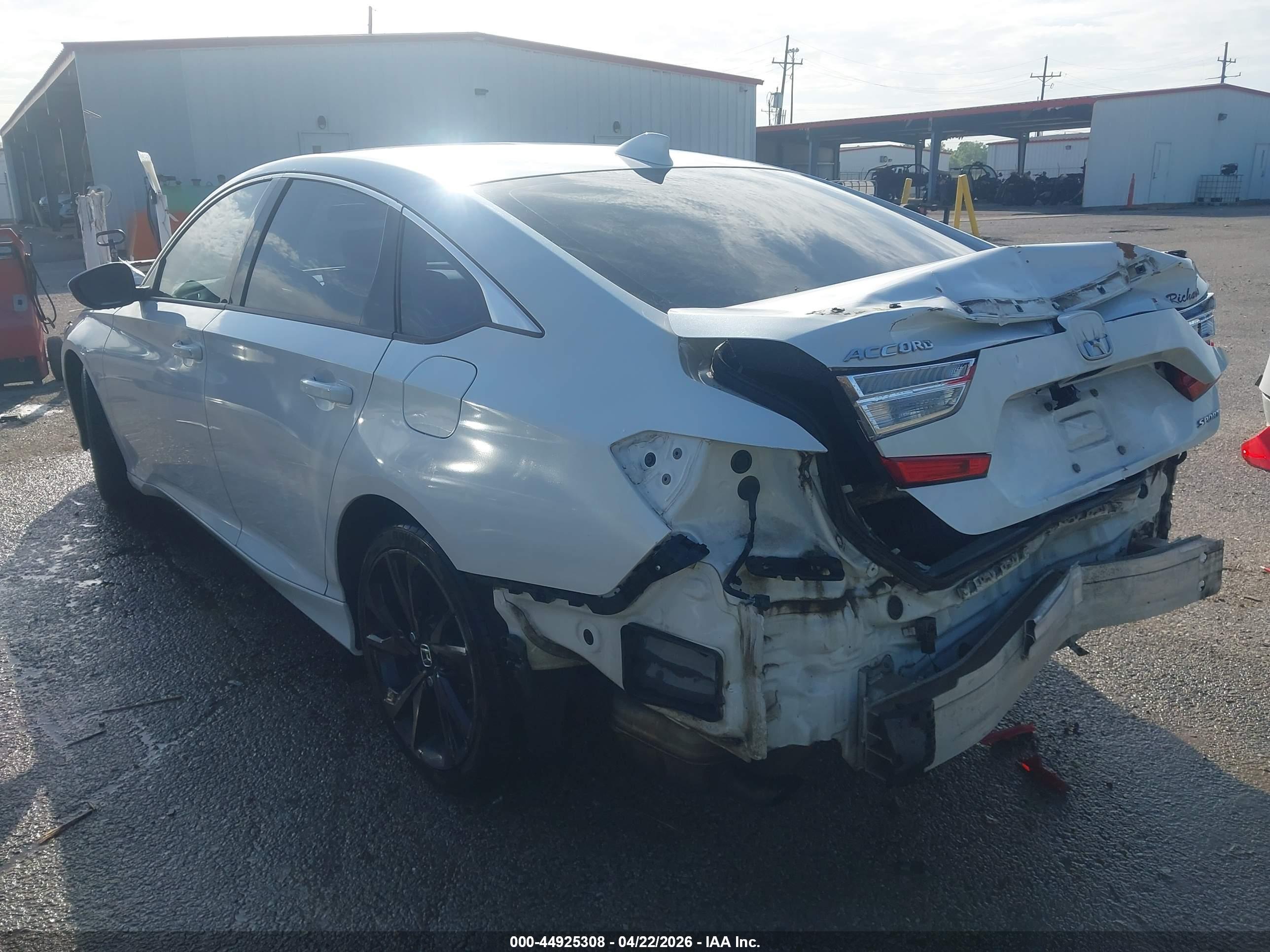 HONDA ACCORD image 3