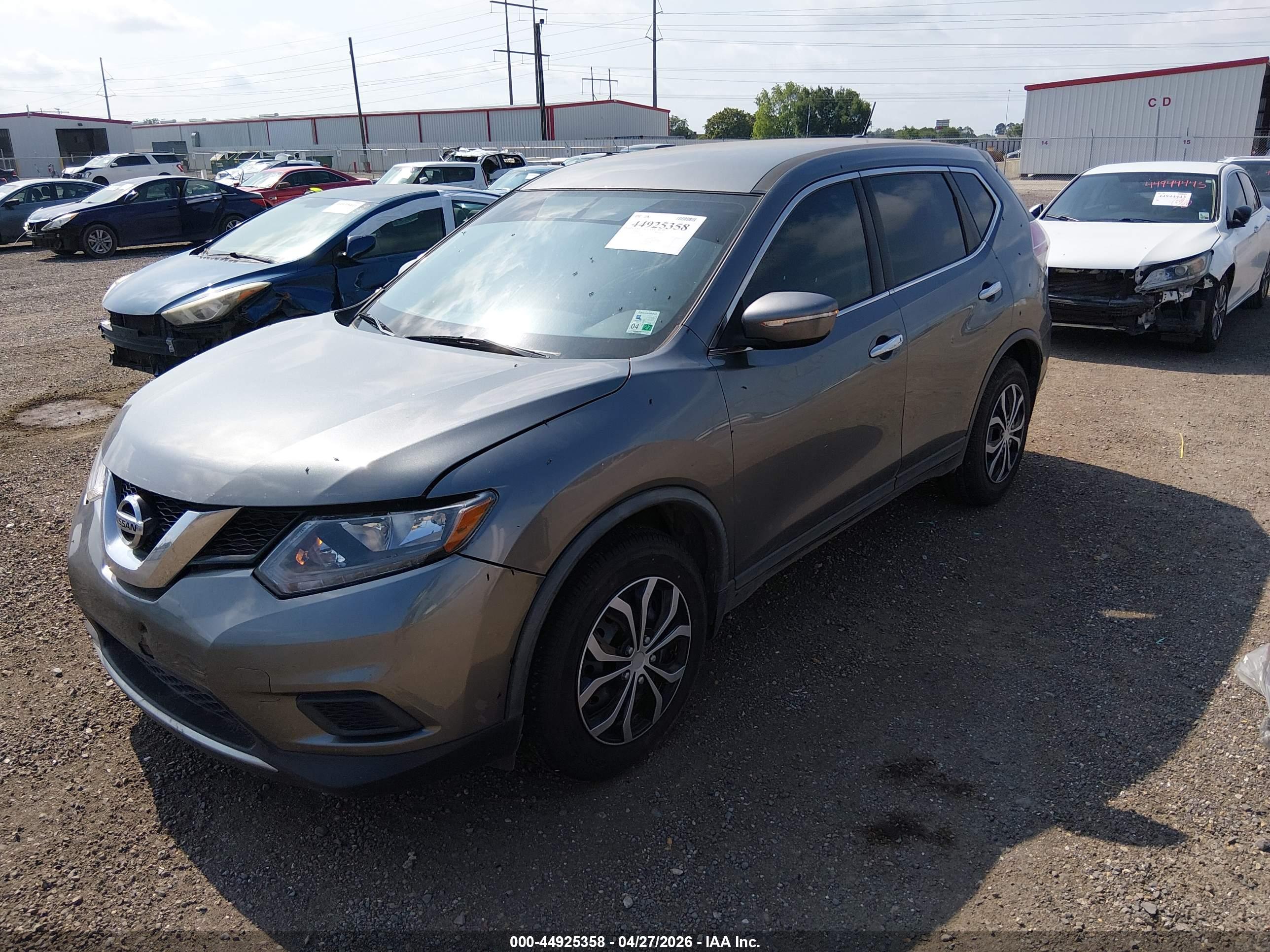 NISSAN ROGUE image 2
