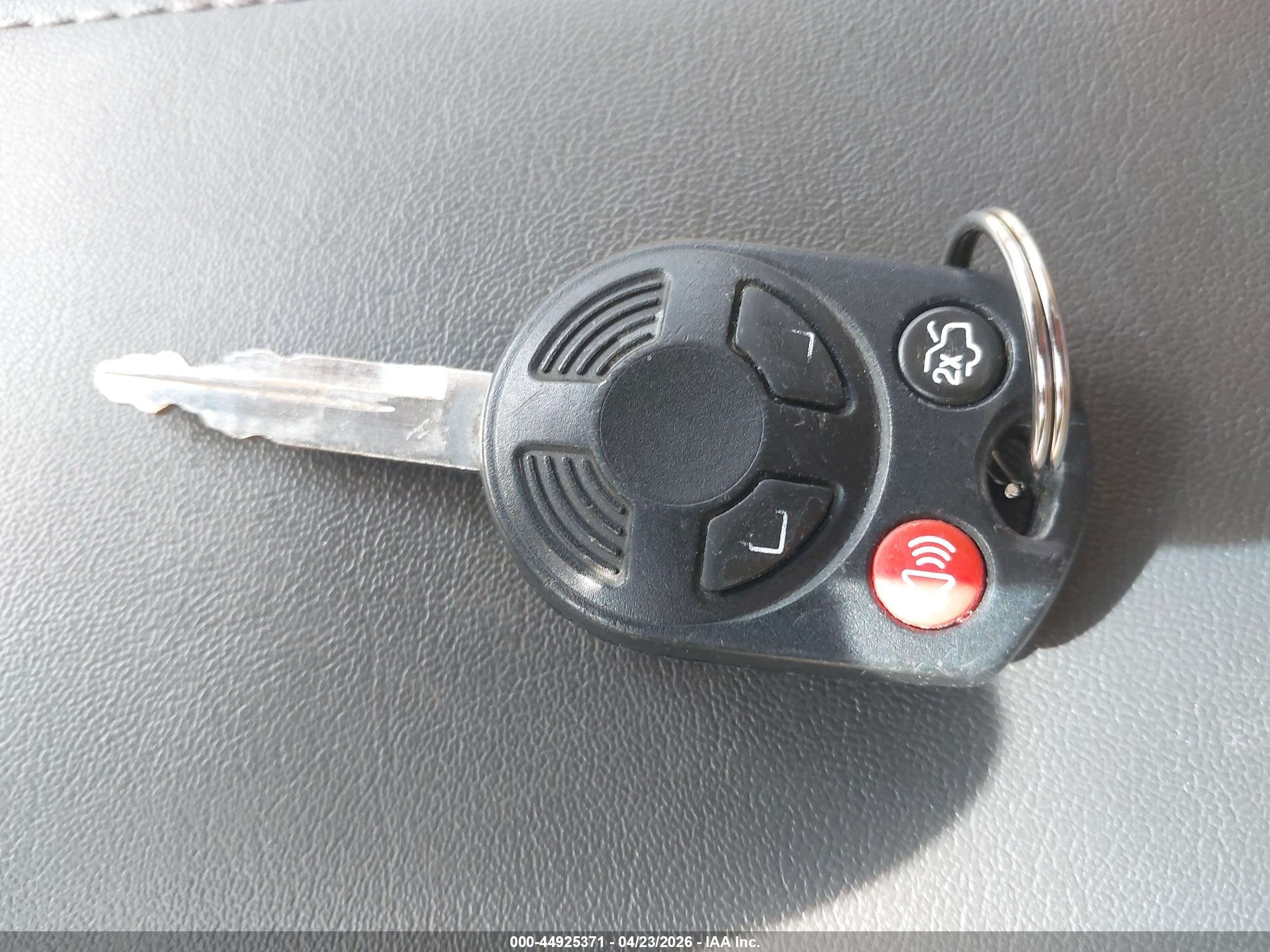 FORD FUSION image 11