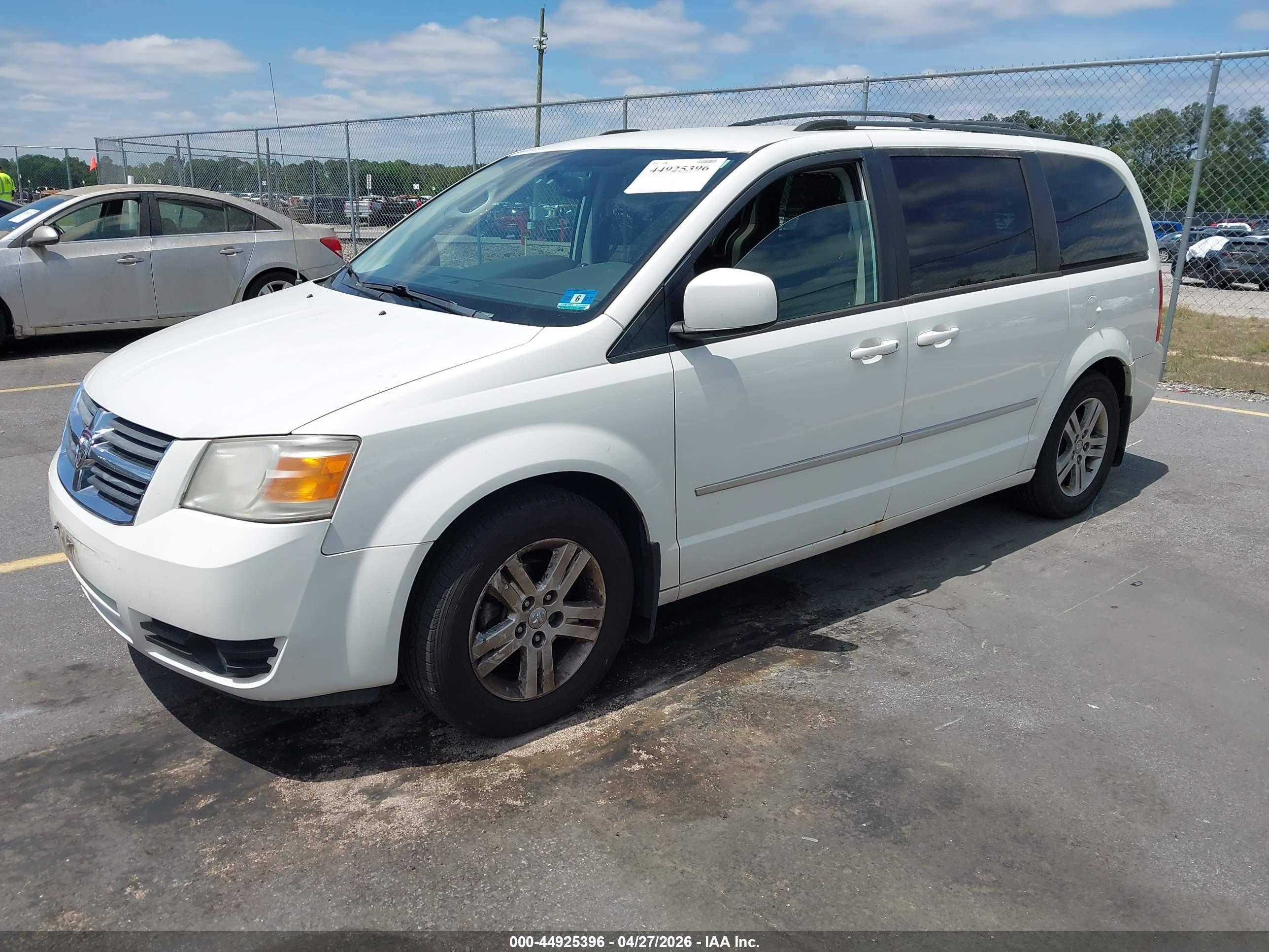 DODGE GRAND image 2