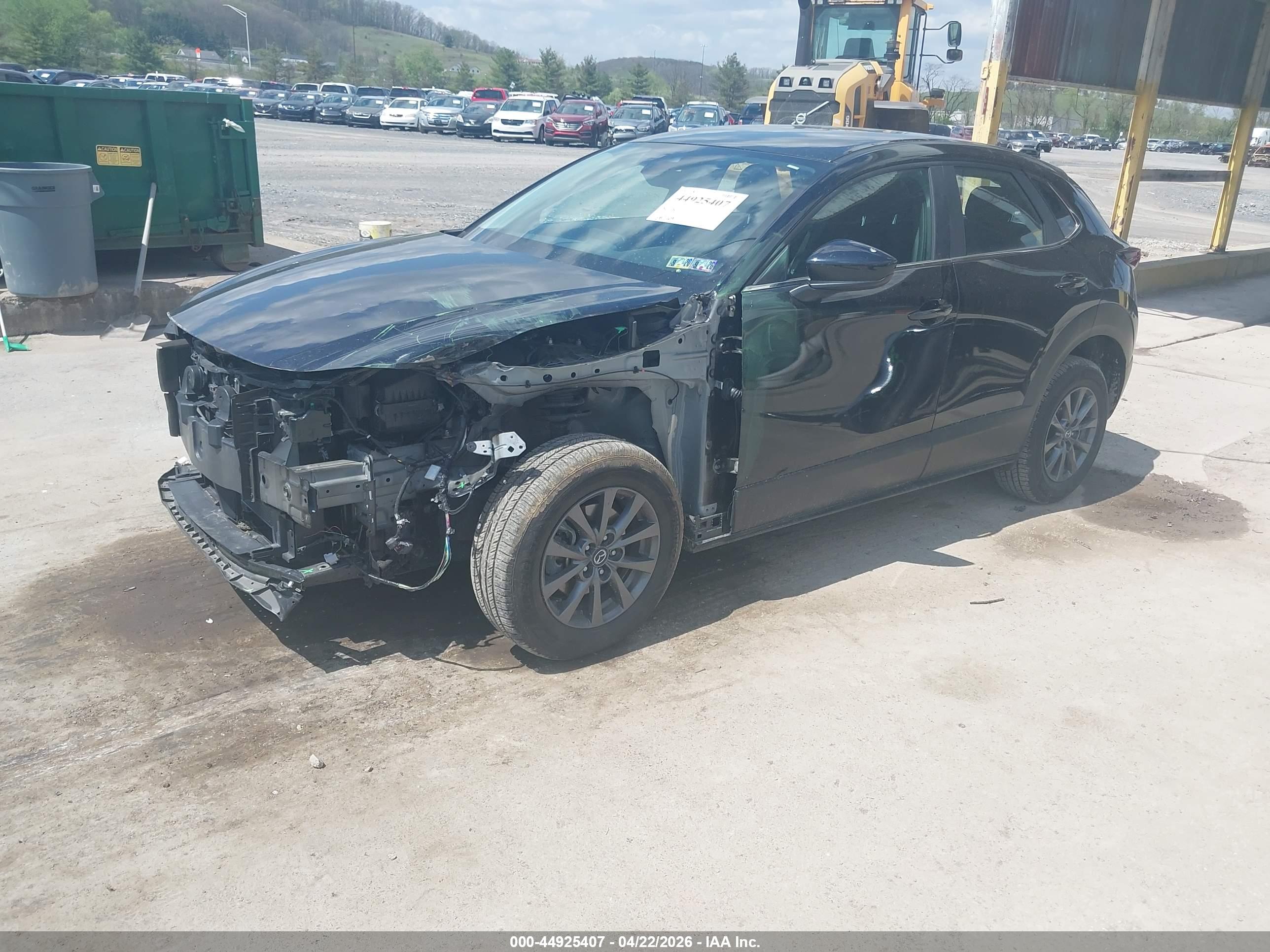 MAZDA CX-30 image 2