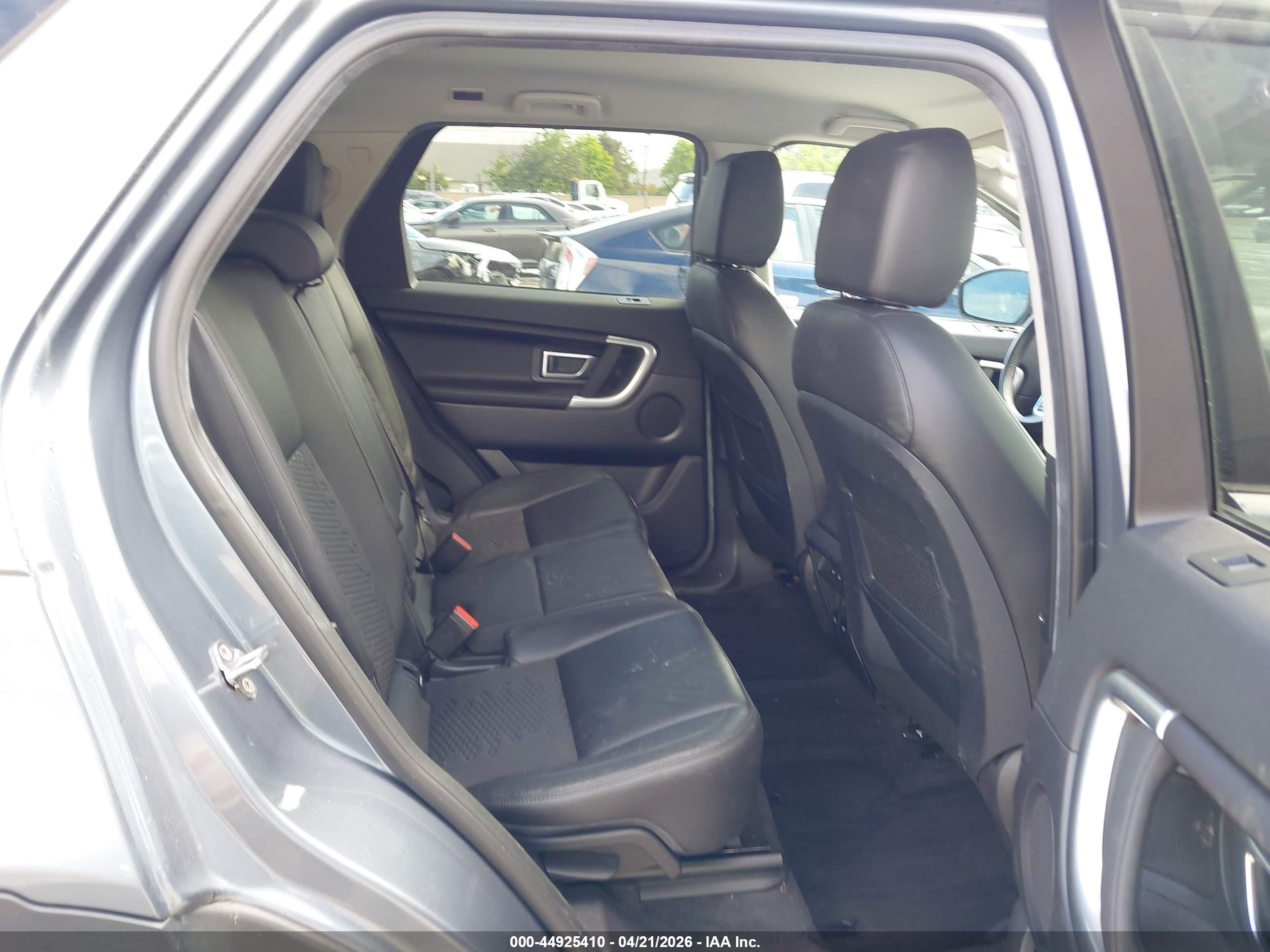 LAND ROVER image 8
