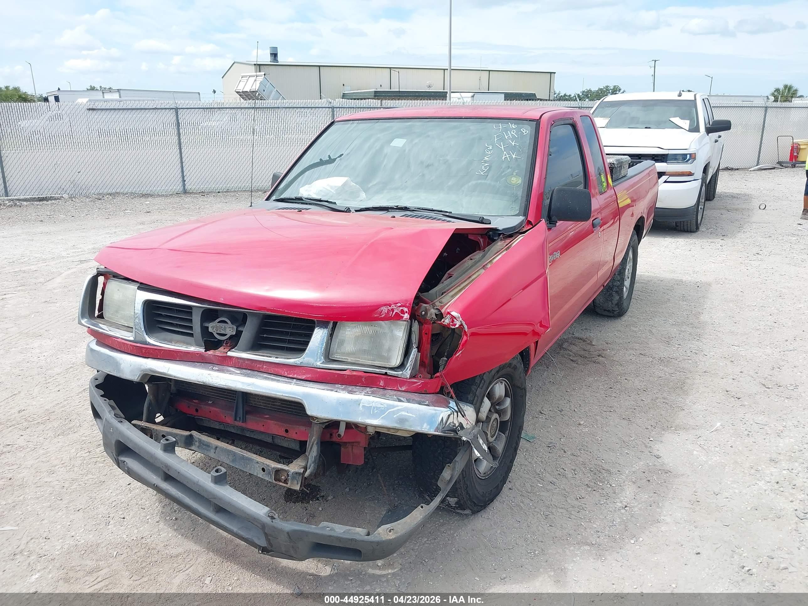 NISSAN FRONTIER image 6