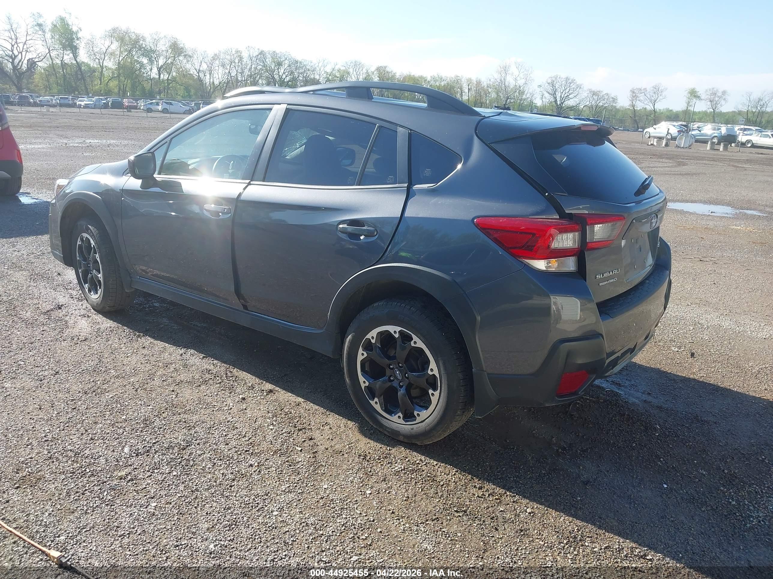 SUBARU CROSSTREK image 3