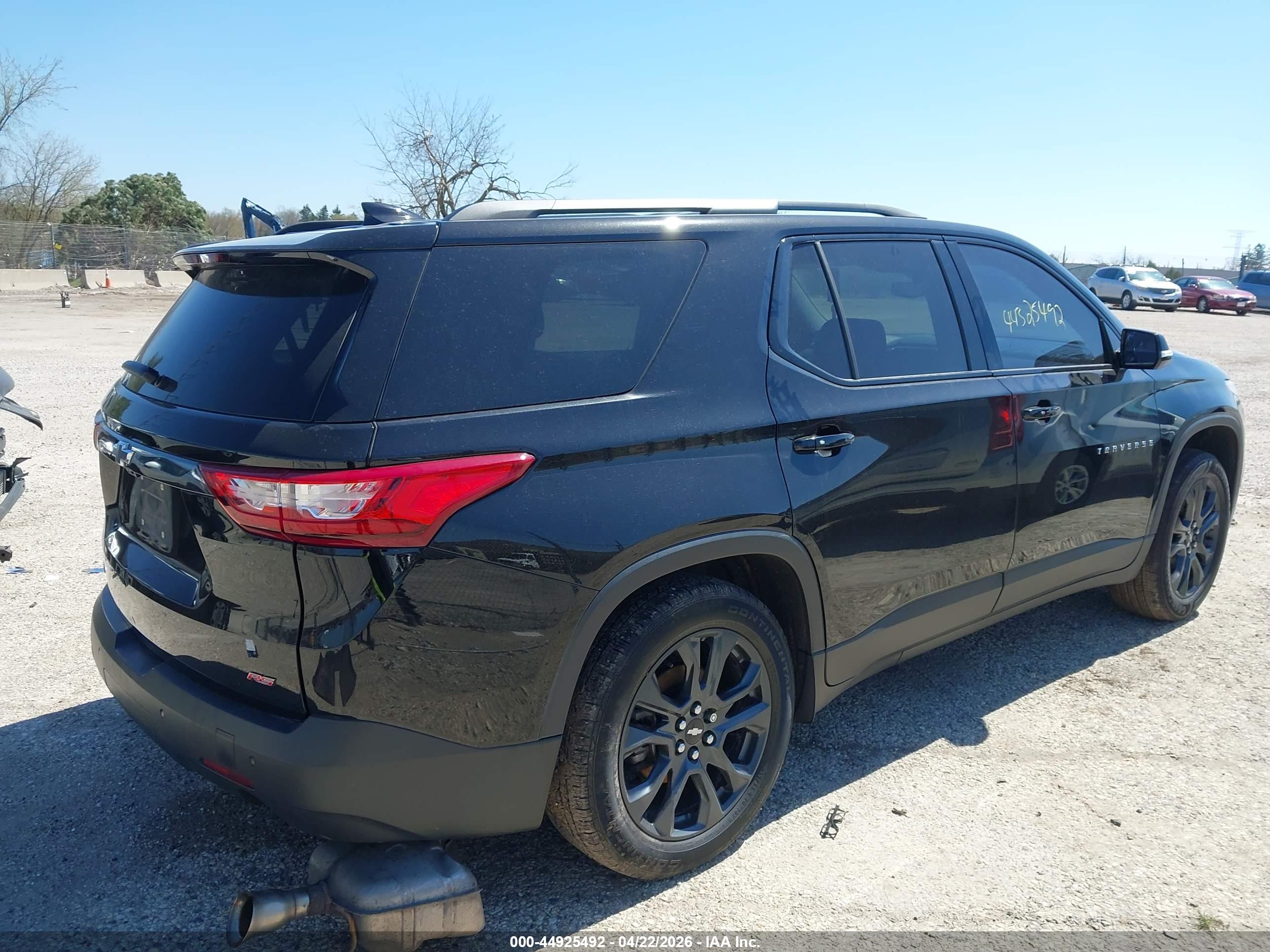 CHEVROLET TRAVERSE image 4