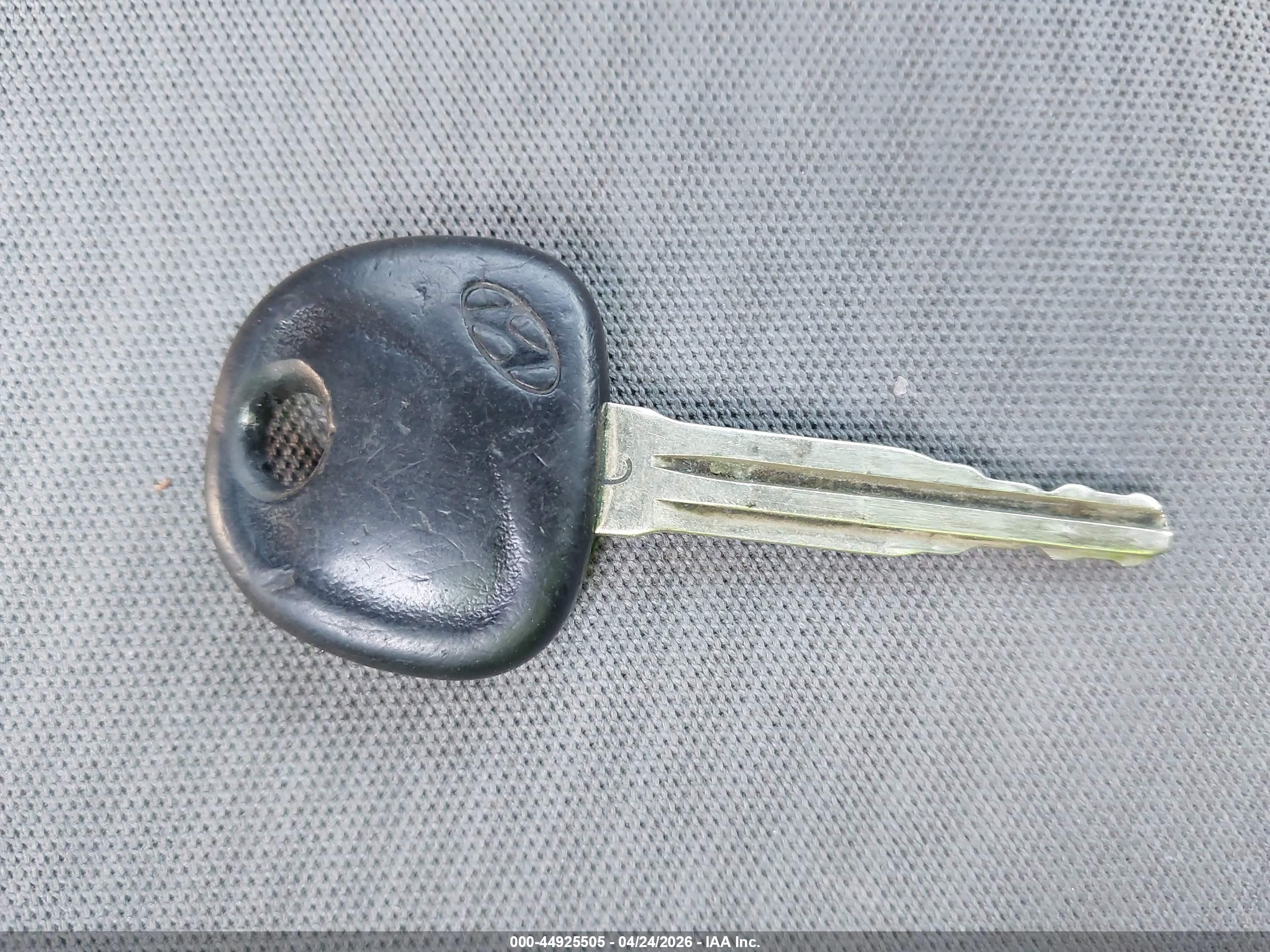 HYUNDAI ELANTRA image 11