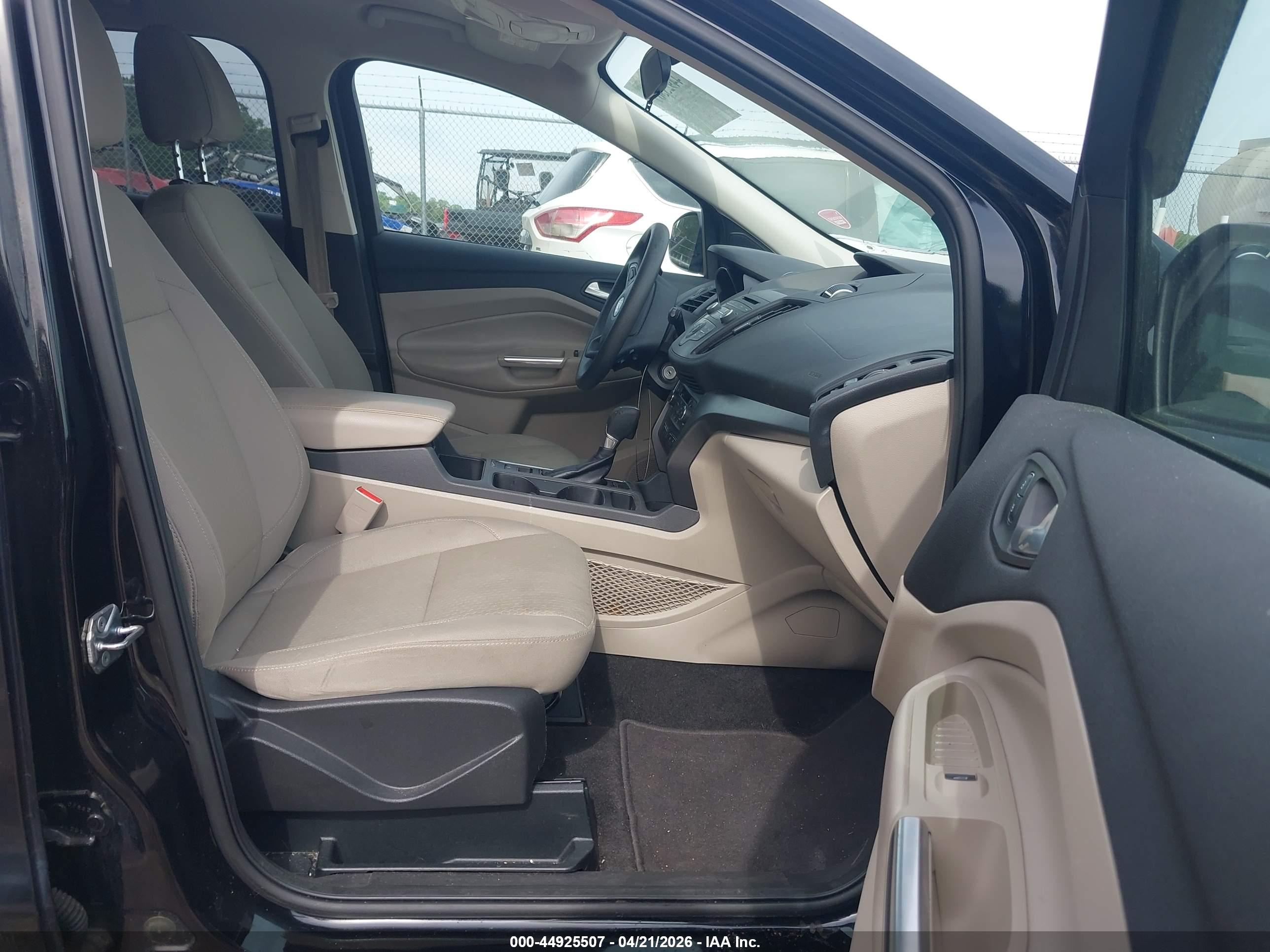 FORD ESCAPE image 5