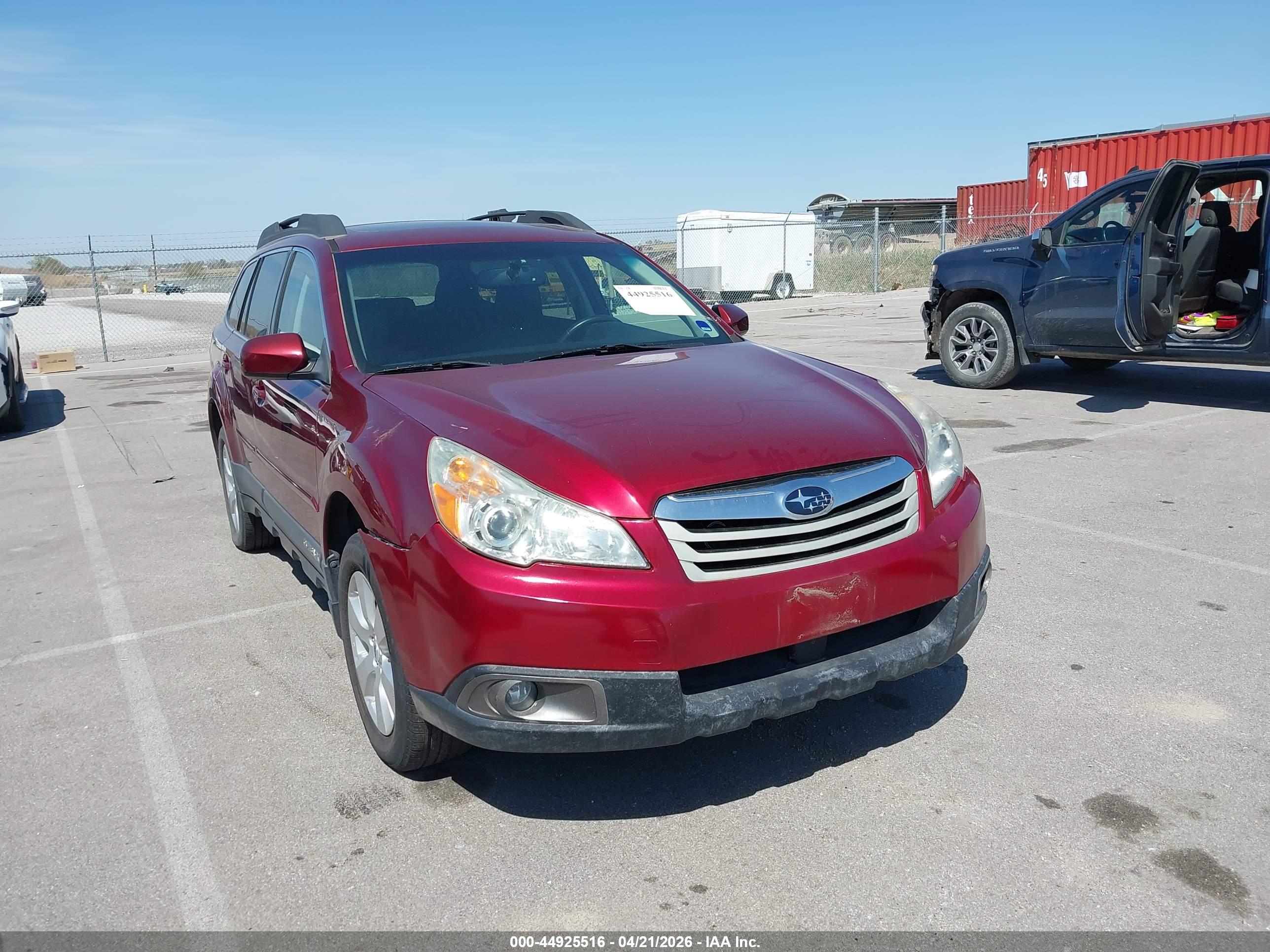 SUBARU OUTBACK image 6