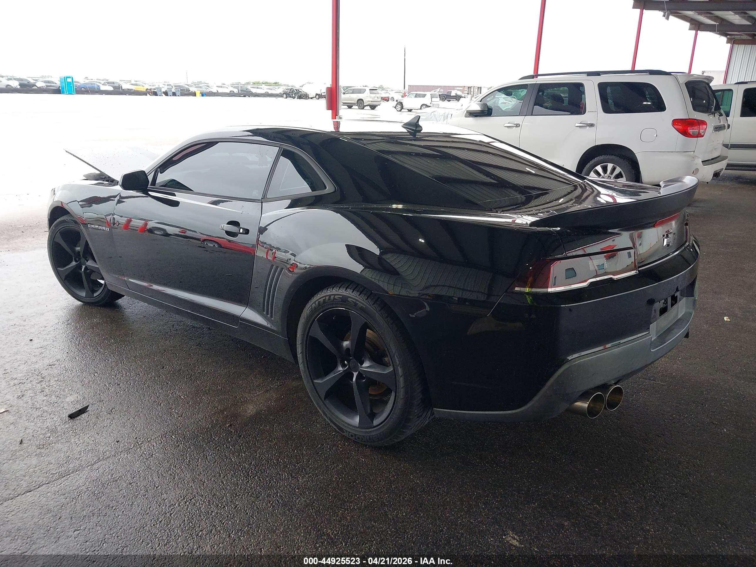 CHEVROLET CAMARO image 3