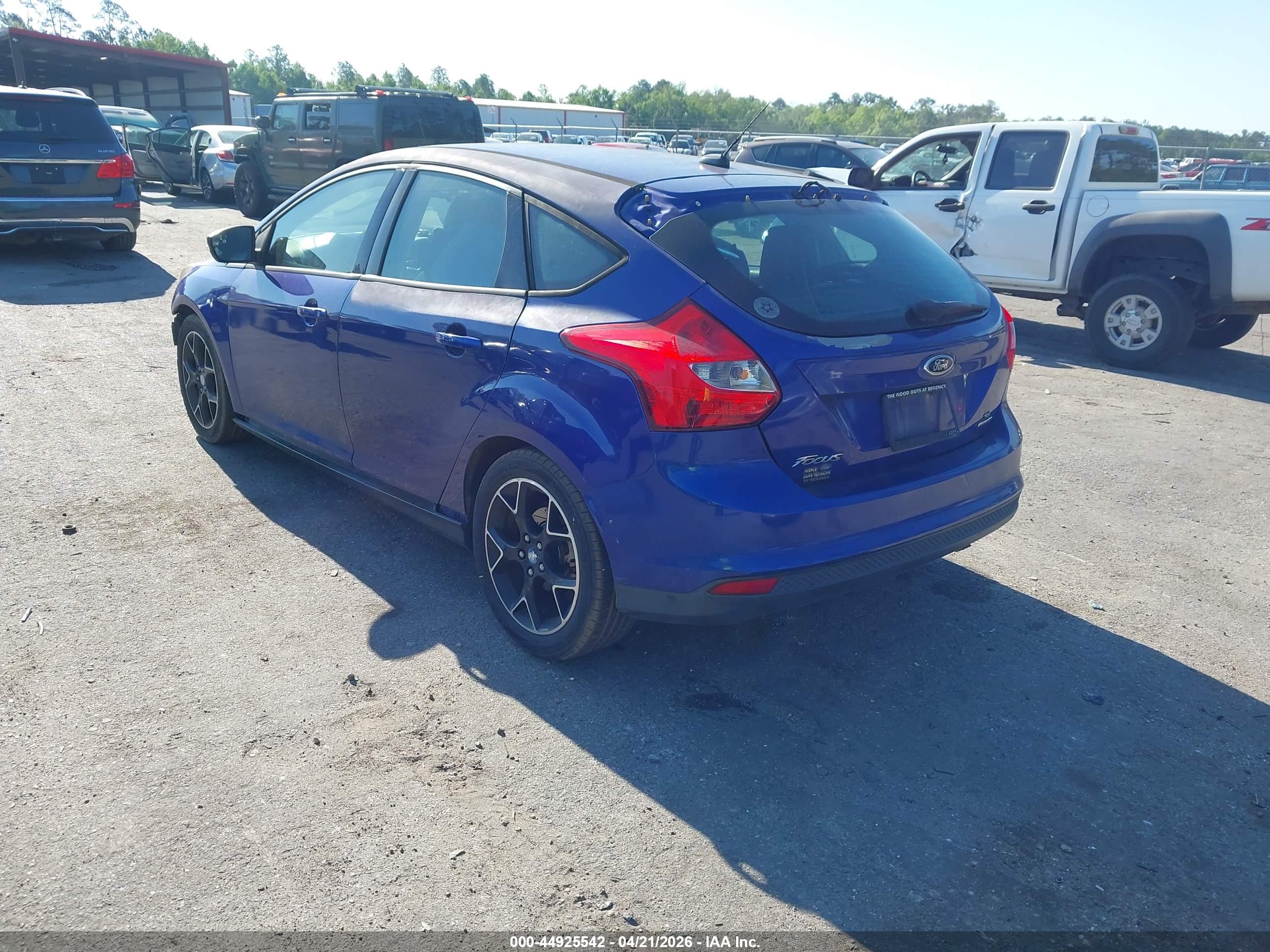 FORD FOCUS image 3