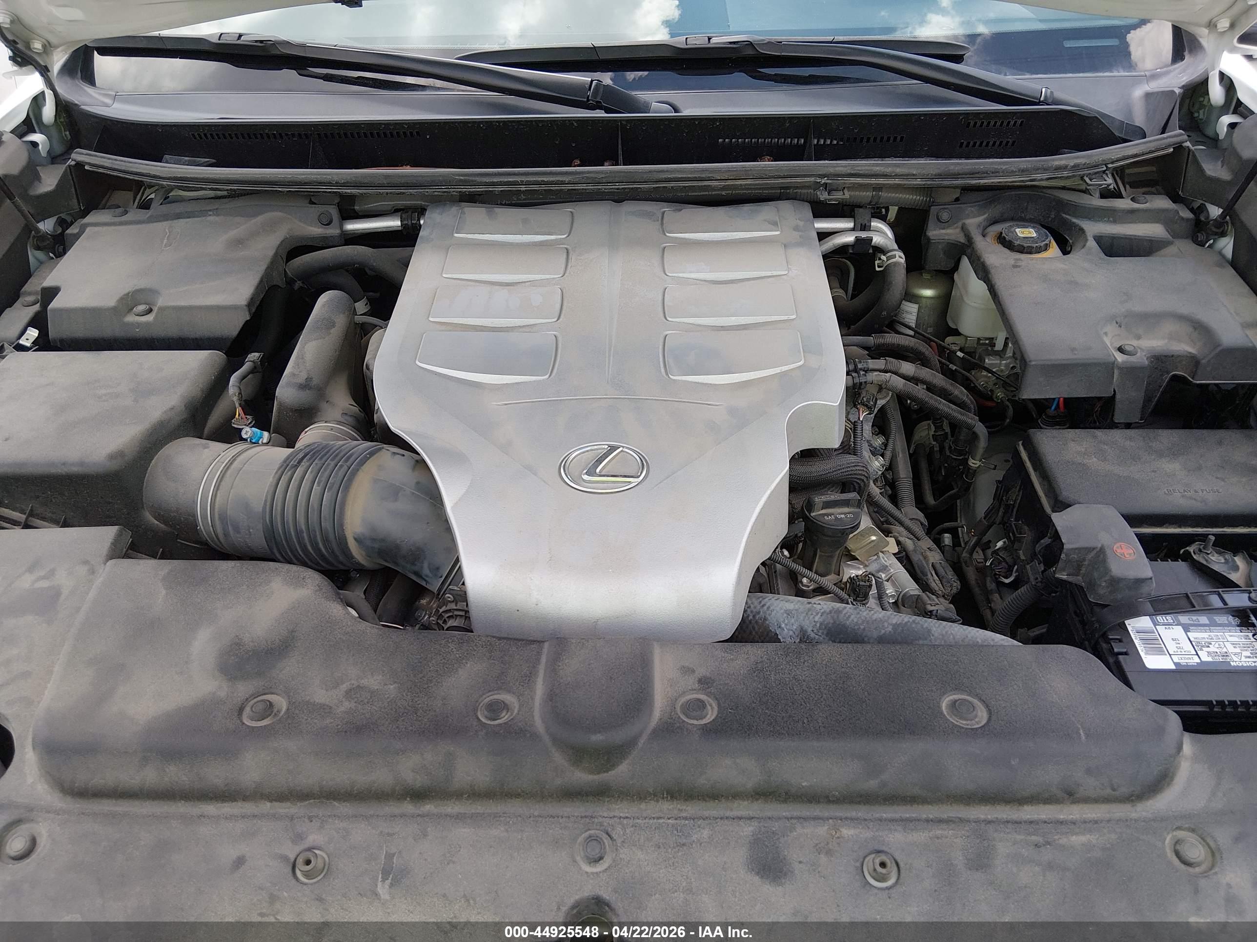 LEXUS GX image 10
