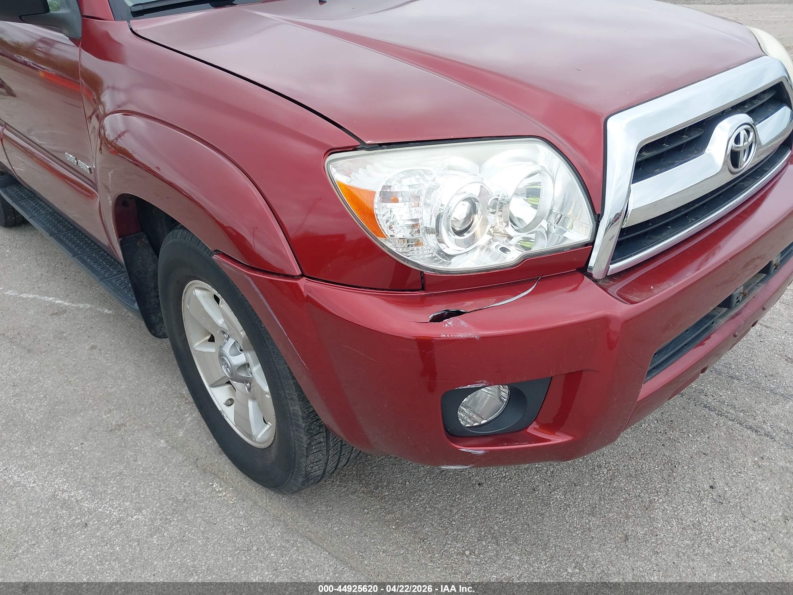 TOYOTA 4RUNNER image 6
