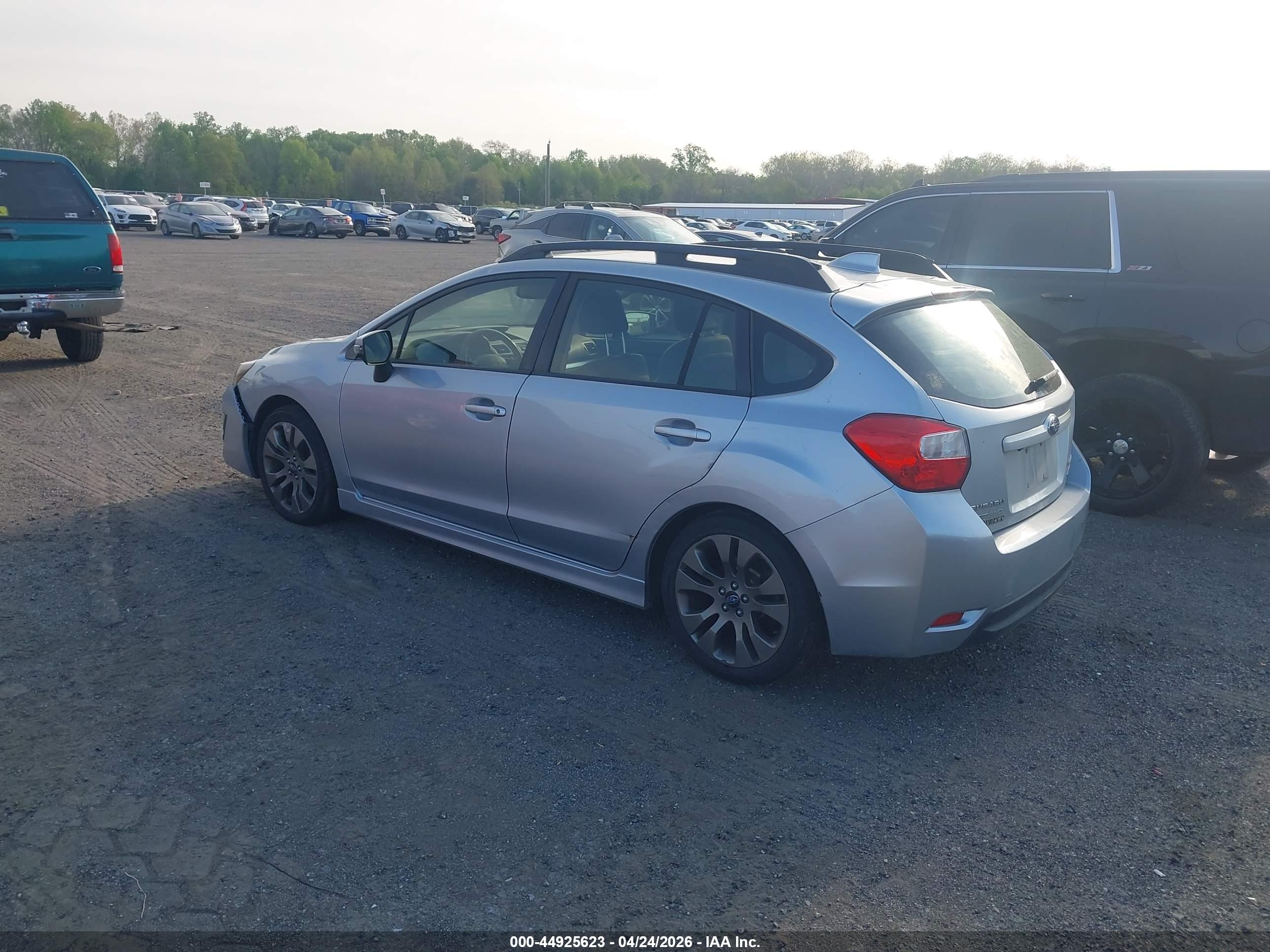 SUBARU IMPREZA image 3