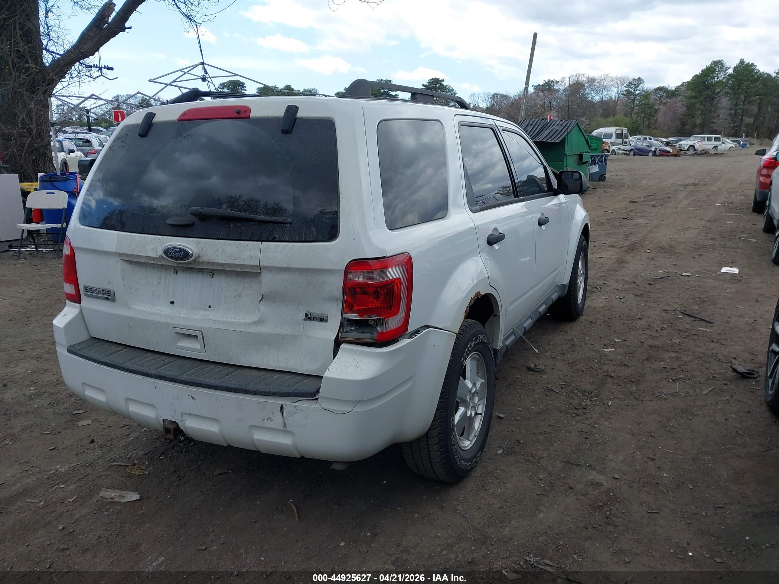 FORD ESCAPE image 4