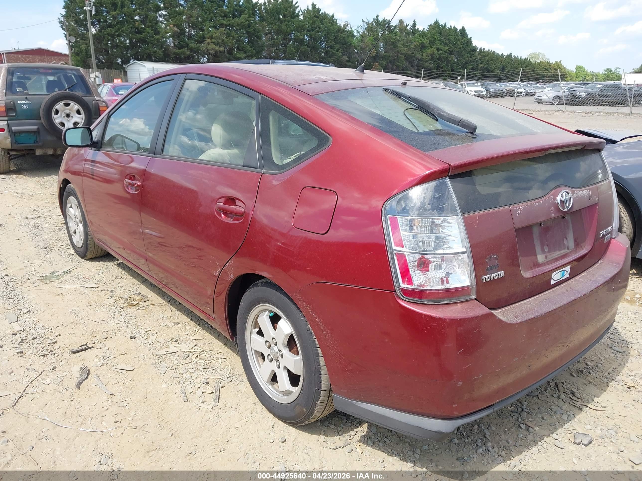 TOYOTA PRIUS image 3