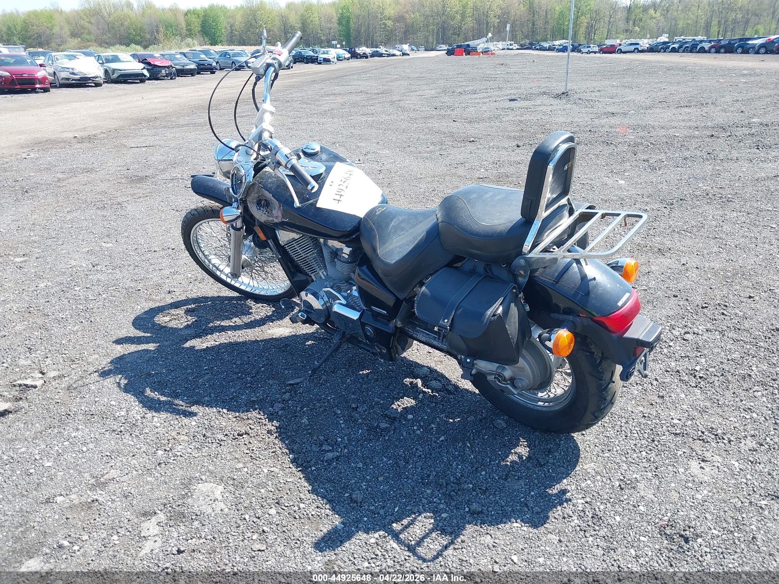 HONDA VT750 image 3