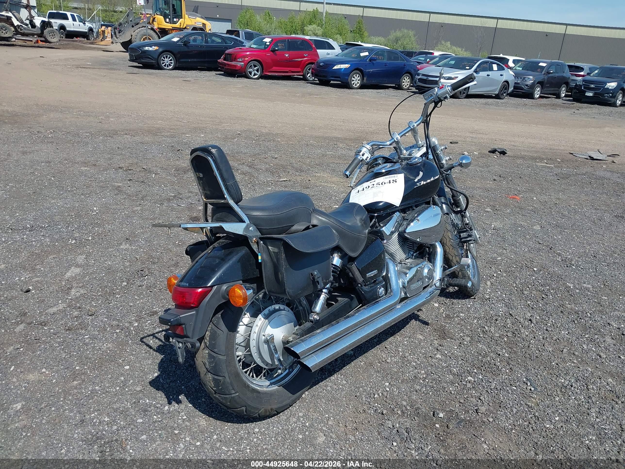 HONDA VT750 image 4