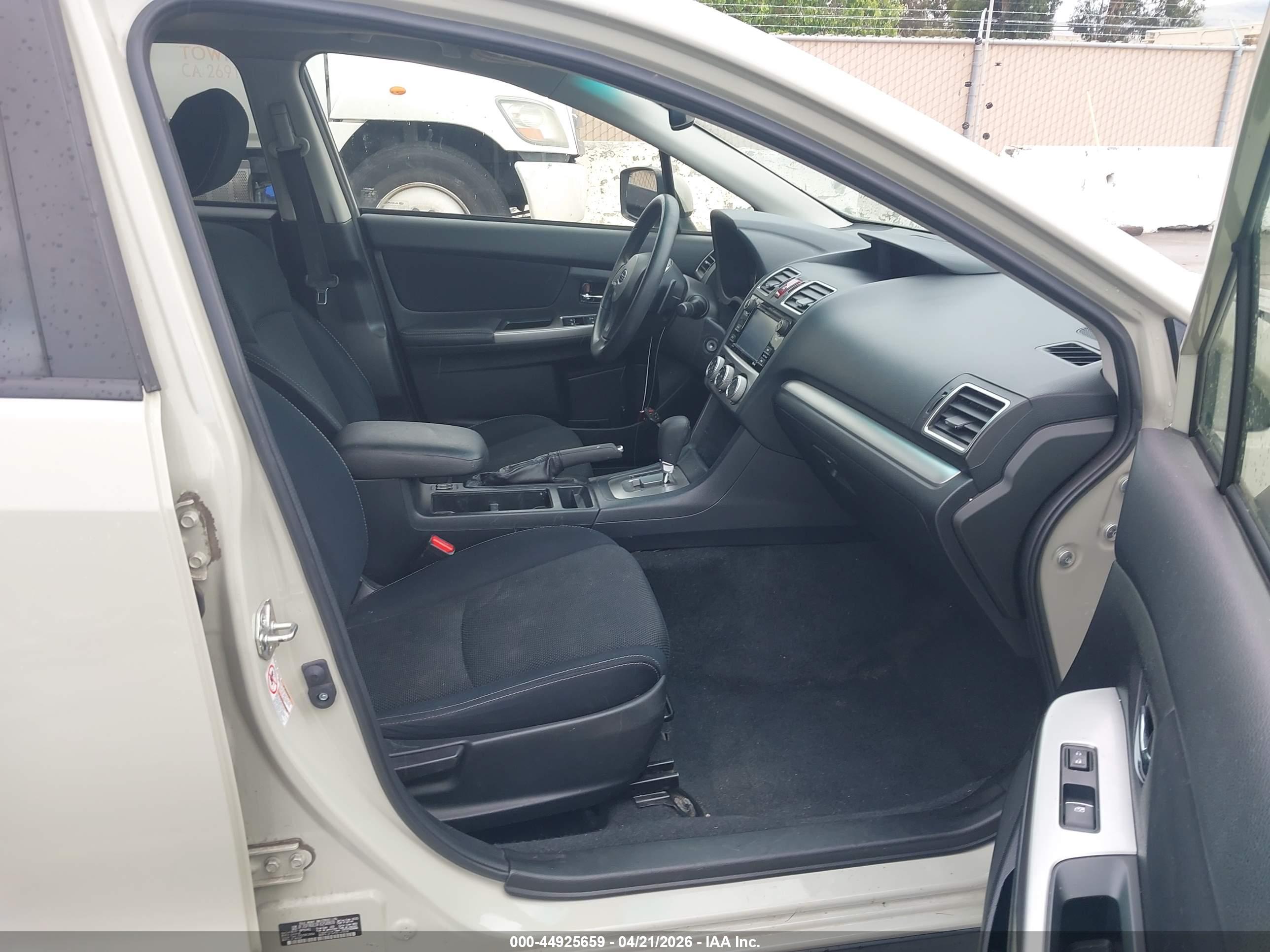 SUBARU XV image 5
