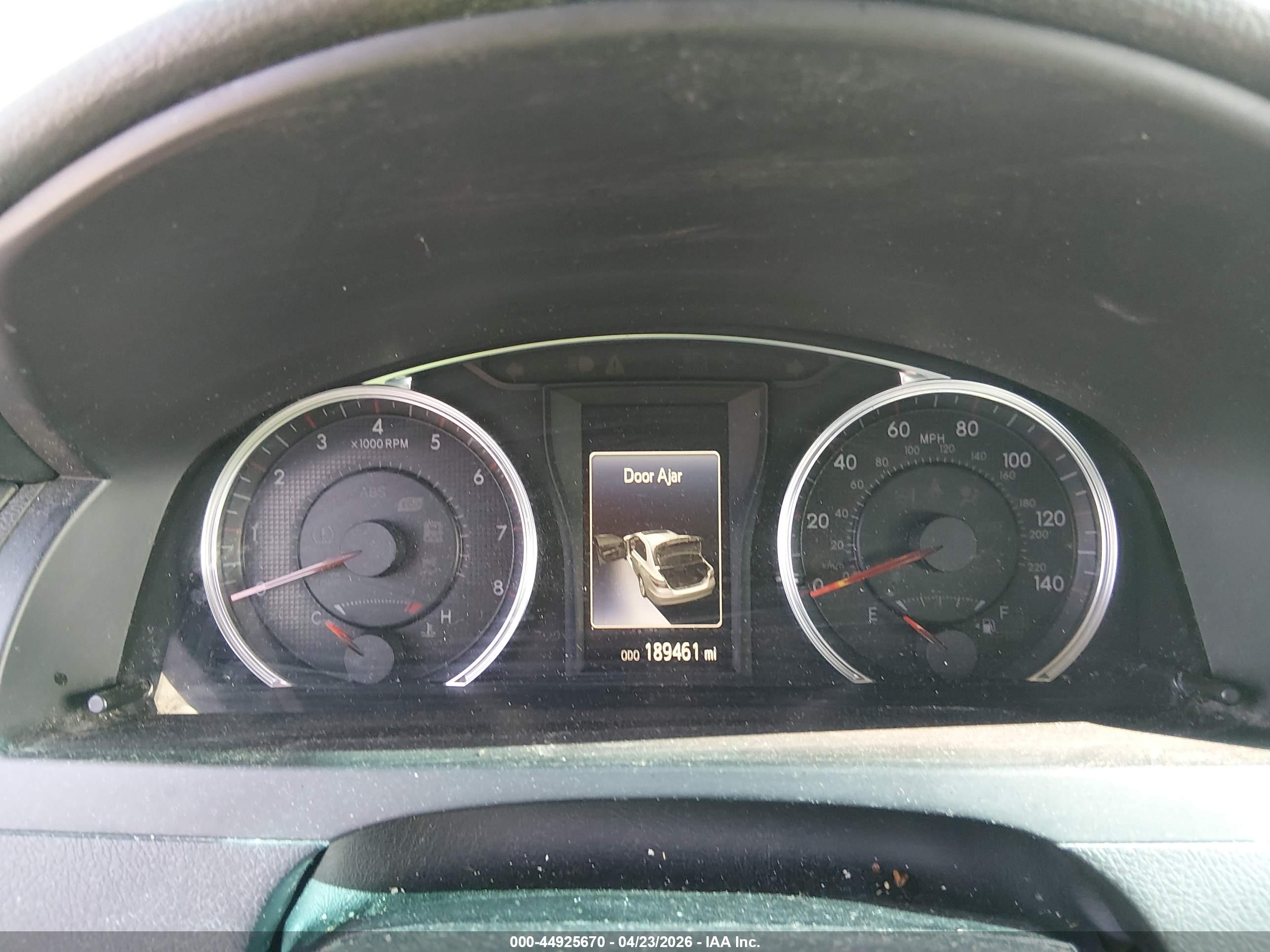 TOYOTA CAMRY image 7