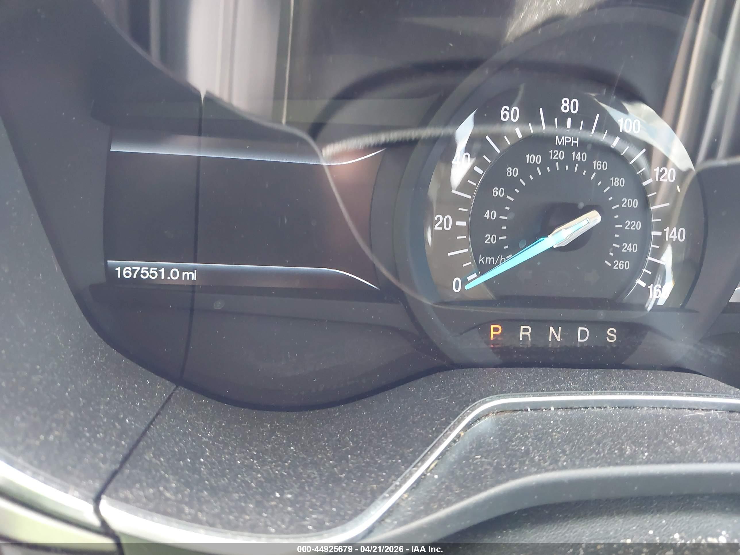 FORD FUSION image 7