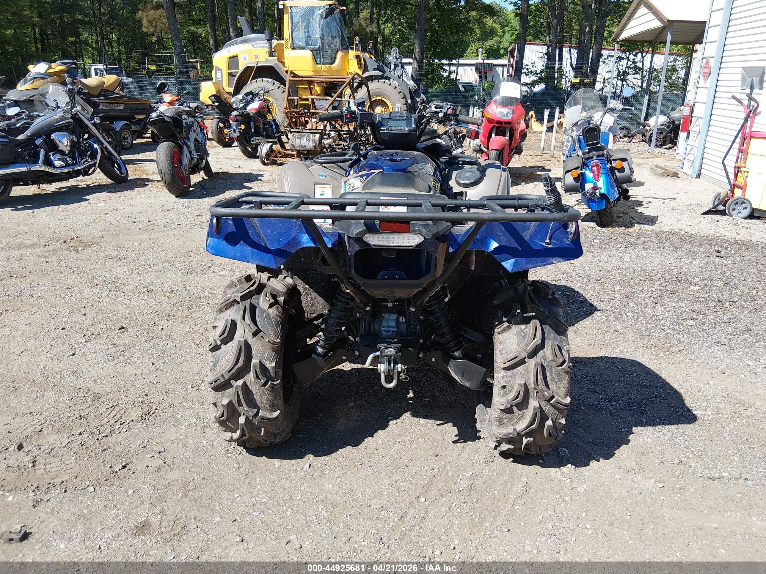 YAMAHA YFM700 image 6